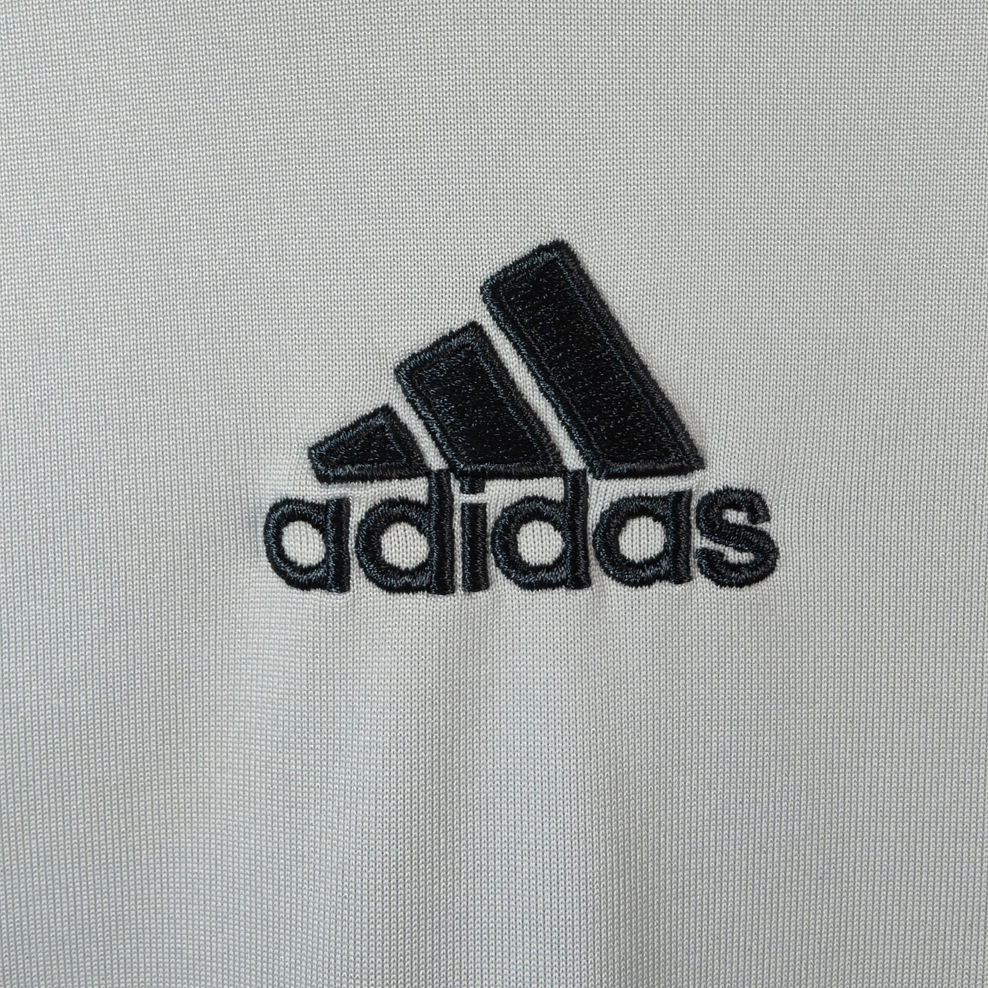 2009 - 10 Real Madrid Home Shirt Ronaldo 9 (XL) - Eternal Pitch