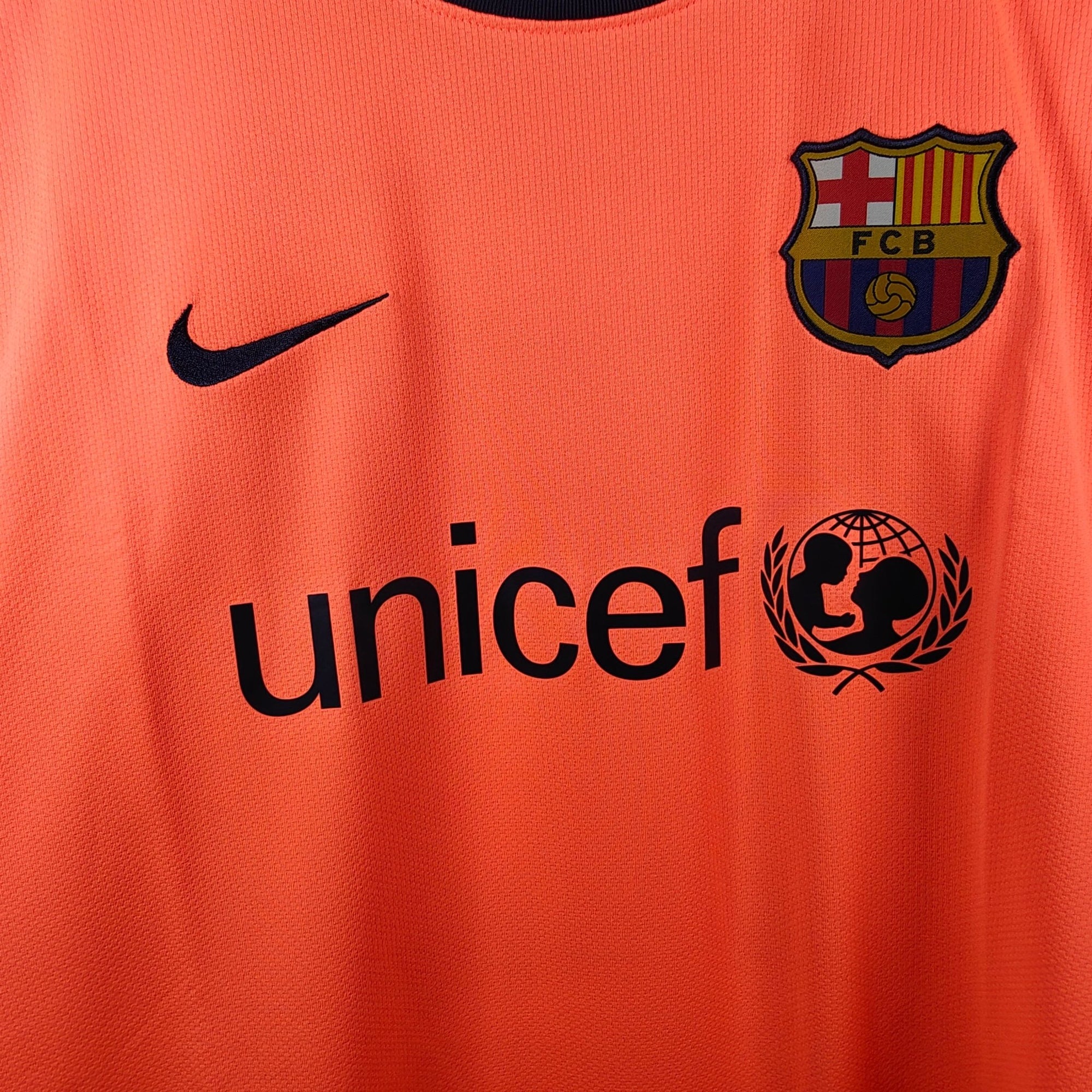2009 - 11 FC Barcelona Away Shirt Messi 10 - 9.5/10 - (L) - Eternal Pitch