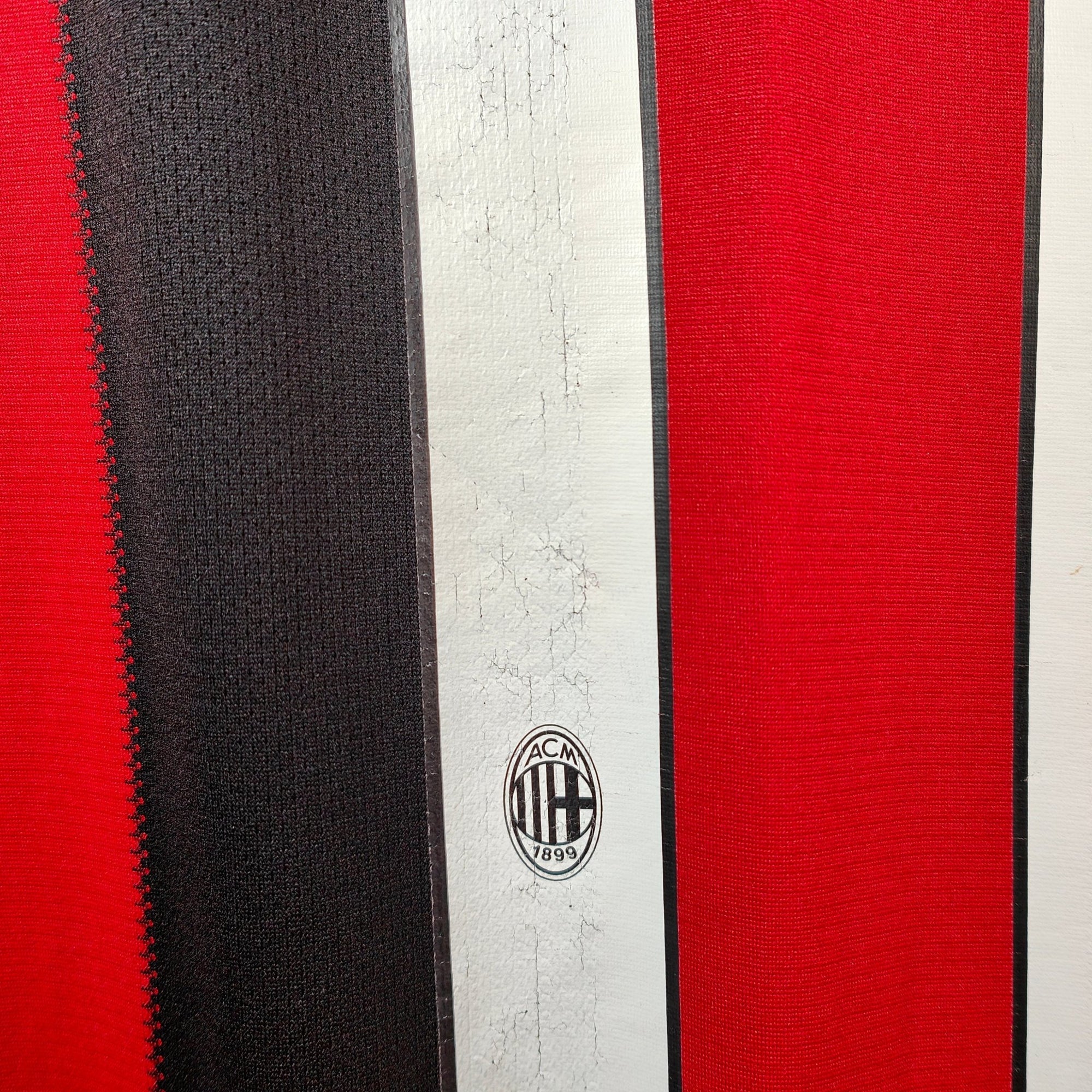 2010 - 11 AC Milan Home Shirt Ibrahimovic 11 (XL) - Eternal Pitch