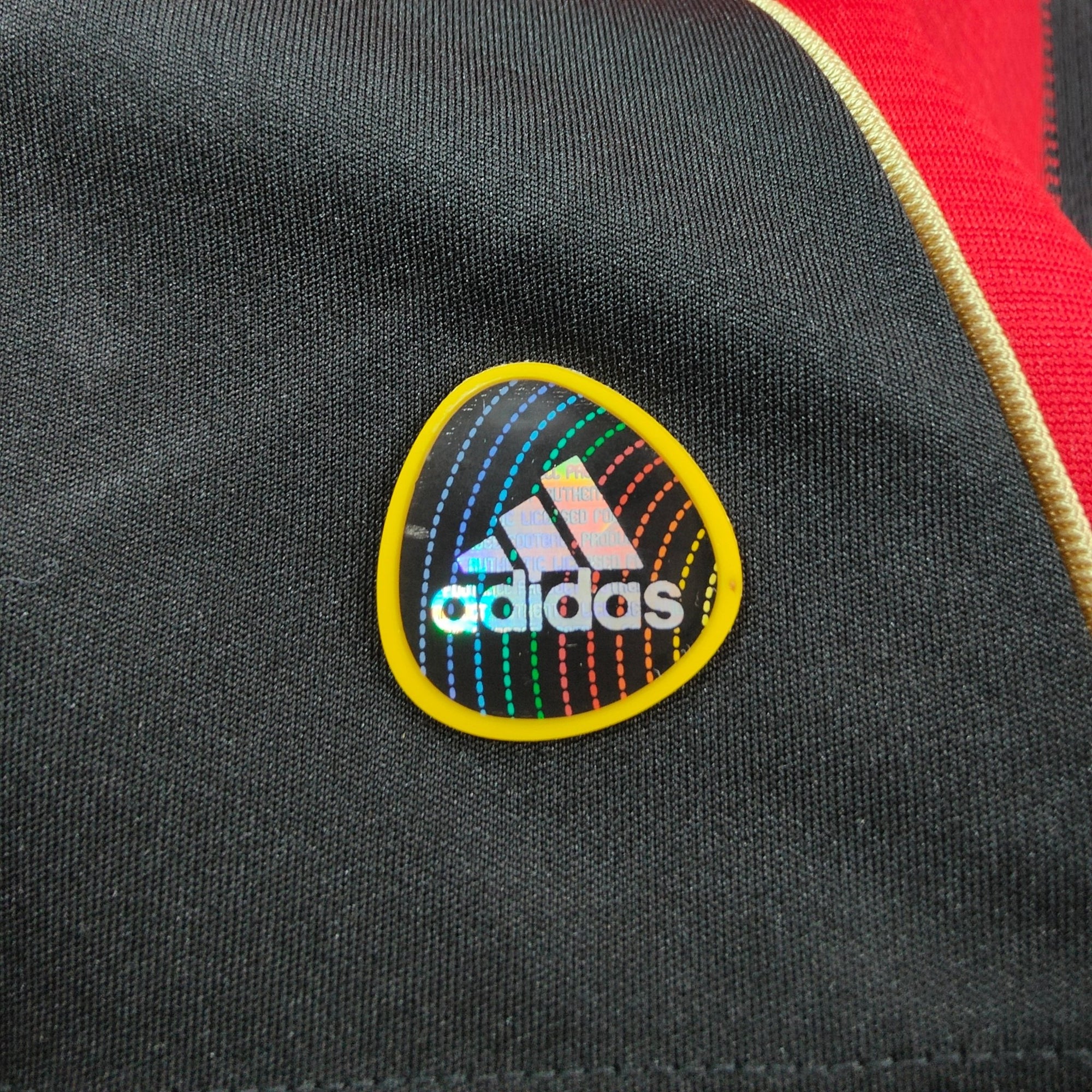 2010 - 11 AC Milan Home Shirt Ibrahimovic 11 (XL) - Eternal Pitch