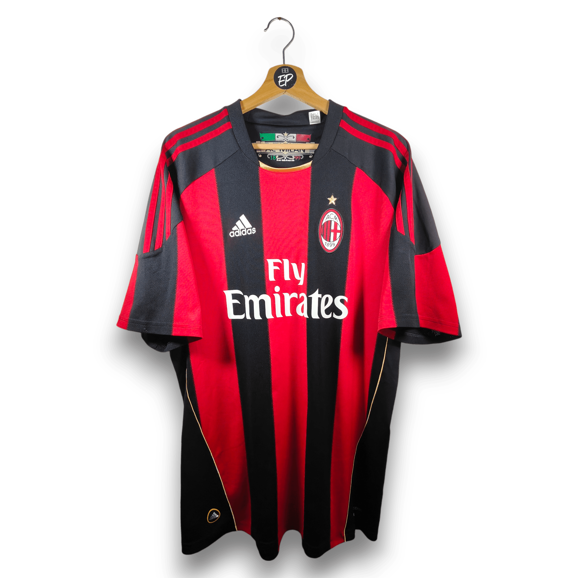 2010 - 11 AC Milan Home Shirt Ibrahimovic 11 (XL) - Eternal Pitch
