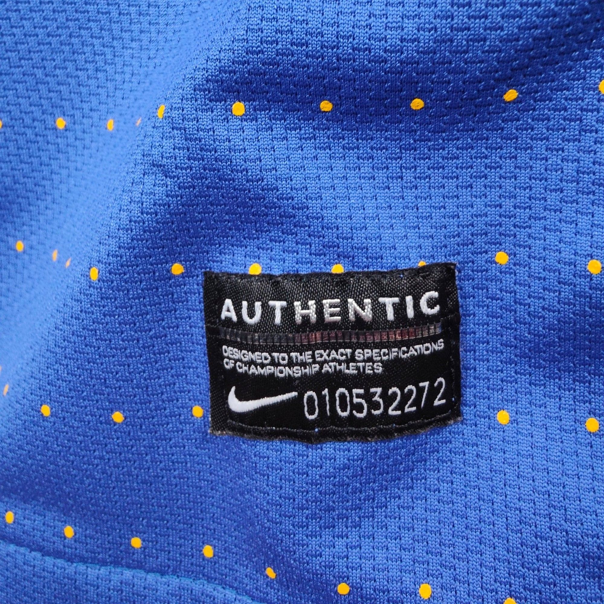 2010 - 11 Brazil Away Shirt Kaka 10 (XL) - Eternal Pitch