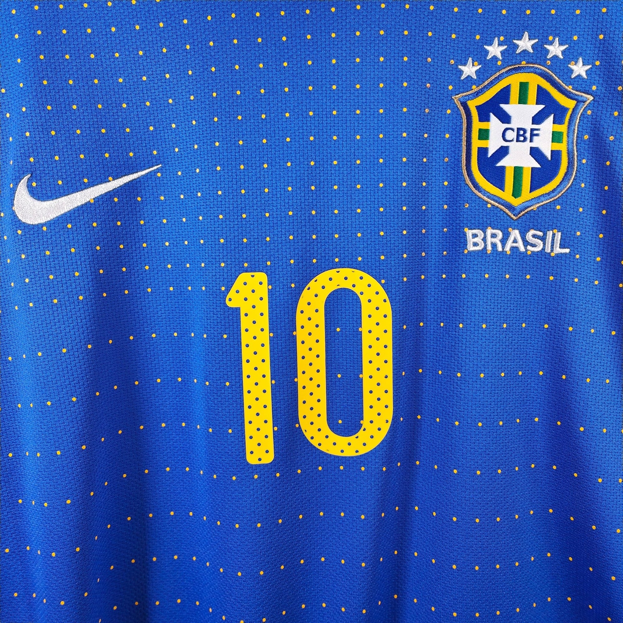 2010 - 11 Brazil Away Shirt Kaka 10 (XL) - Eternal Pitch