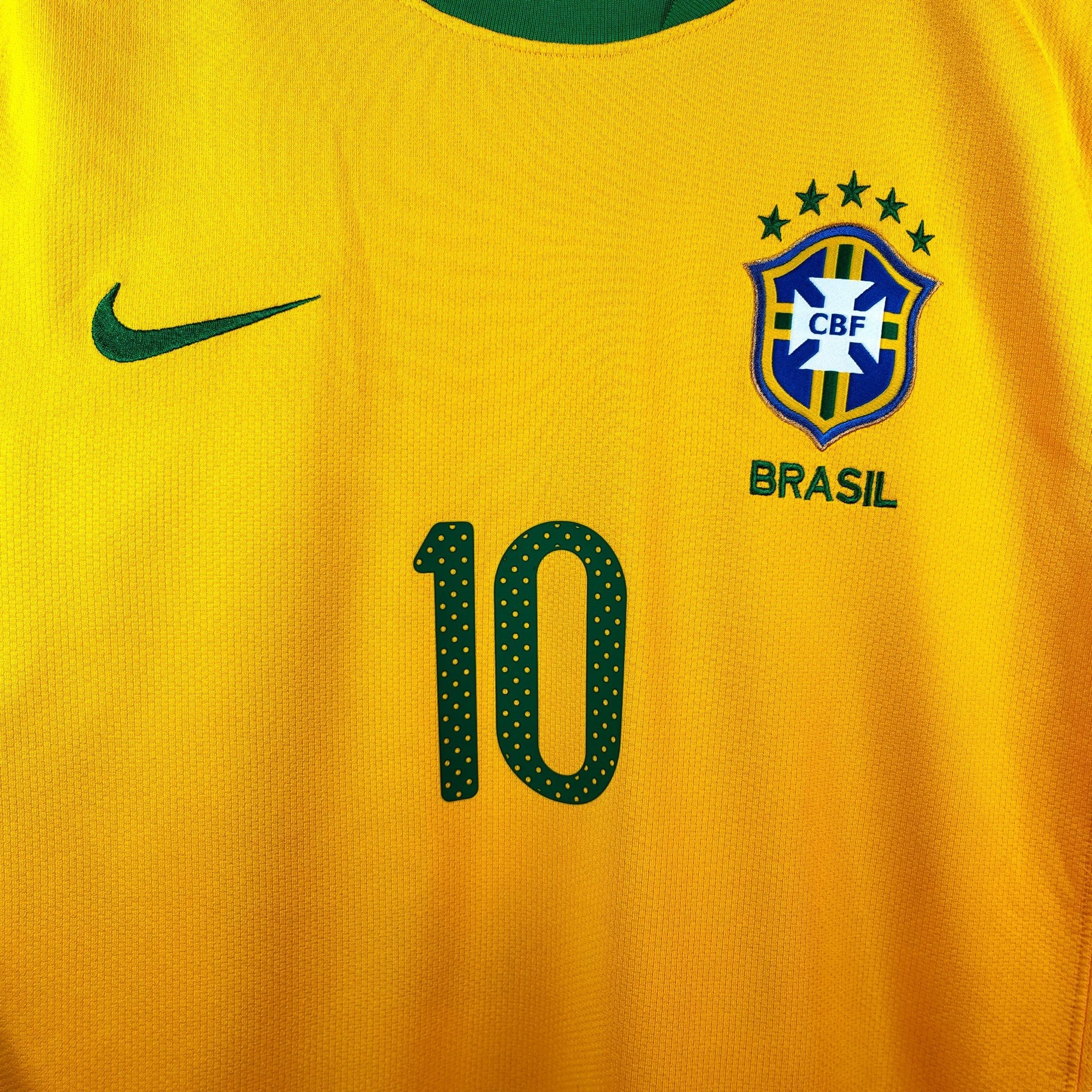 2010 - 11 Brazil Home Shirt Kaka 10 (M) - Eternal Pitch