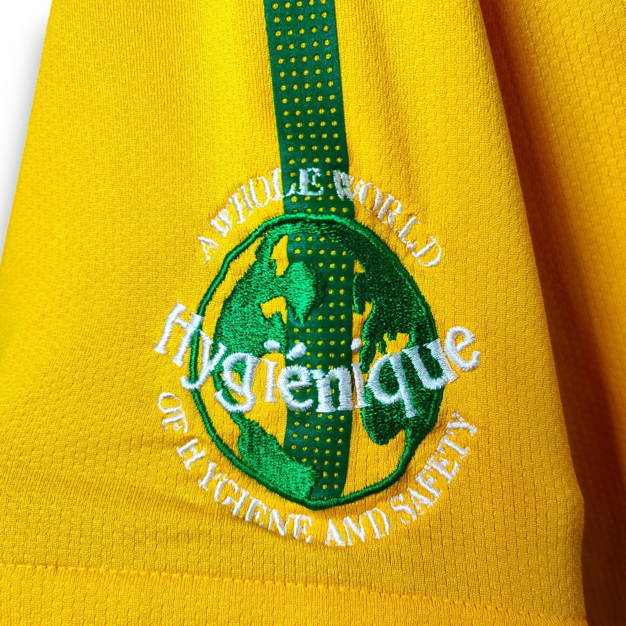 2010 - 11 Brazil Home Shirt Kaka 10 (M) - Eternal Pitch