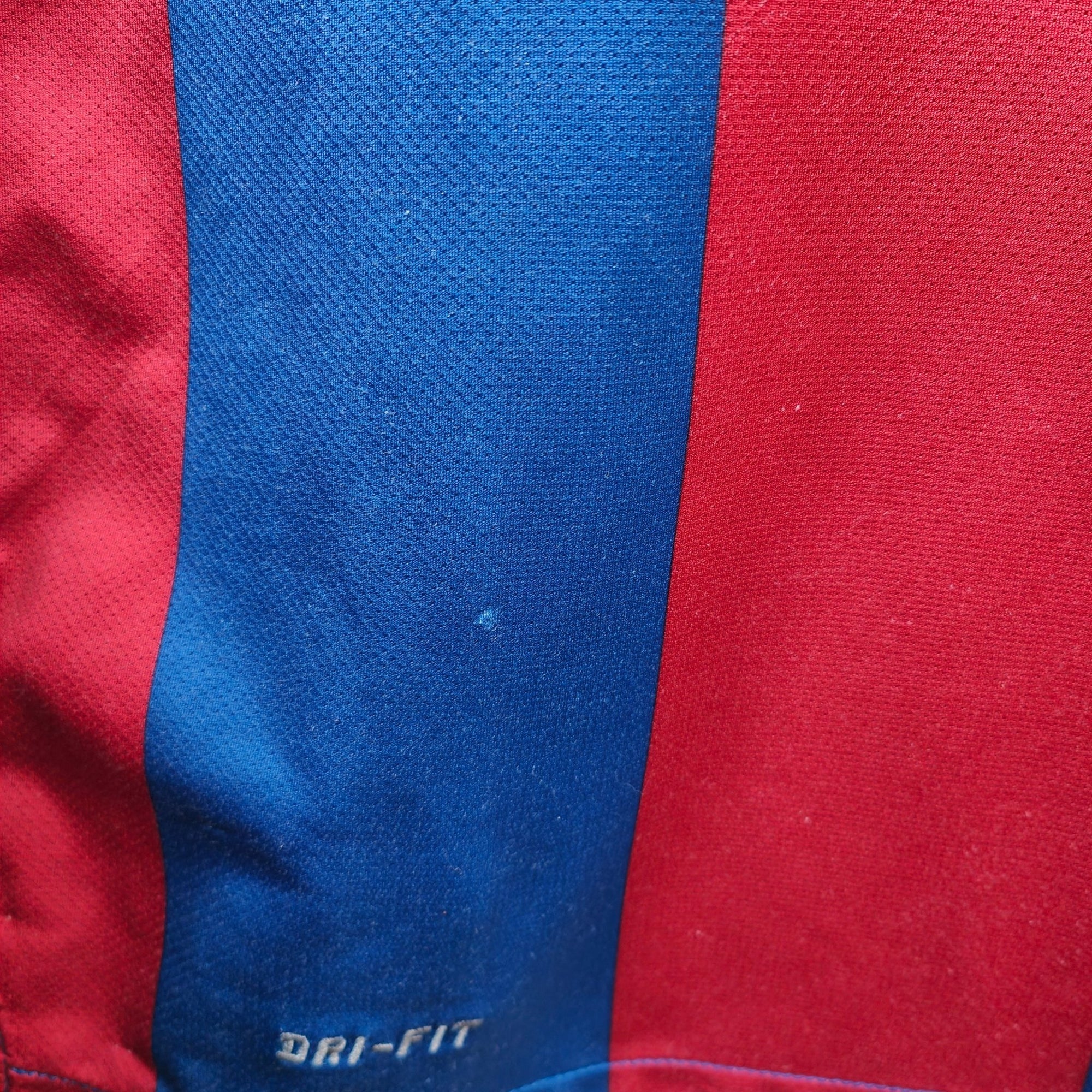 2010 - 11 FC Barcelona Home Shirt Messi 10 (XL) - Eternal Pitch