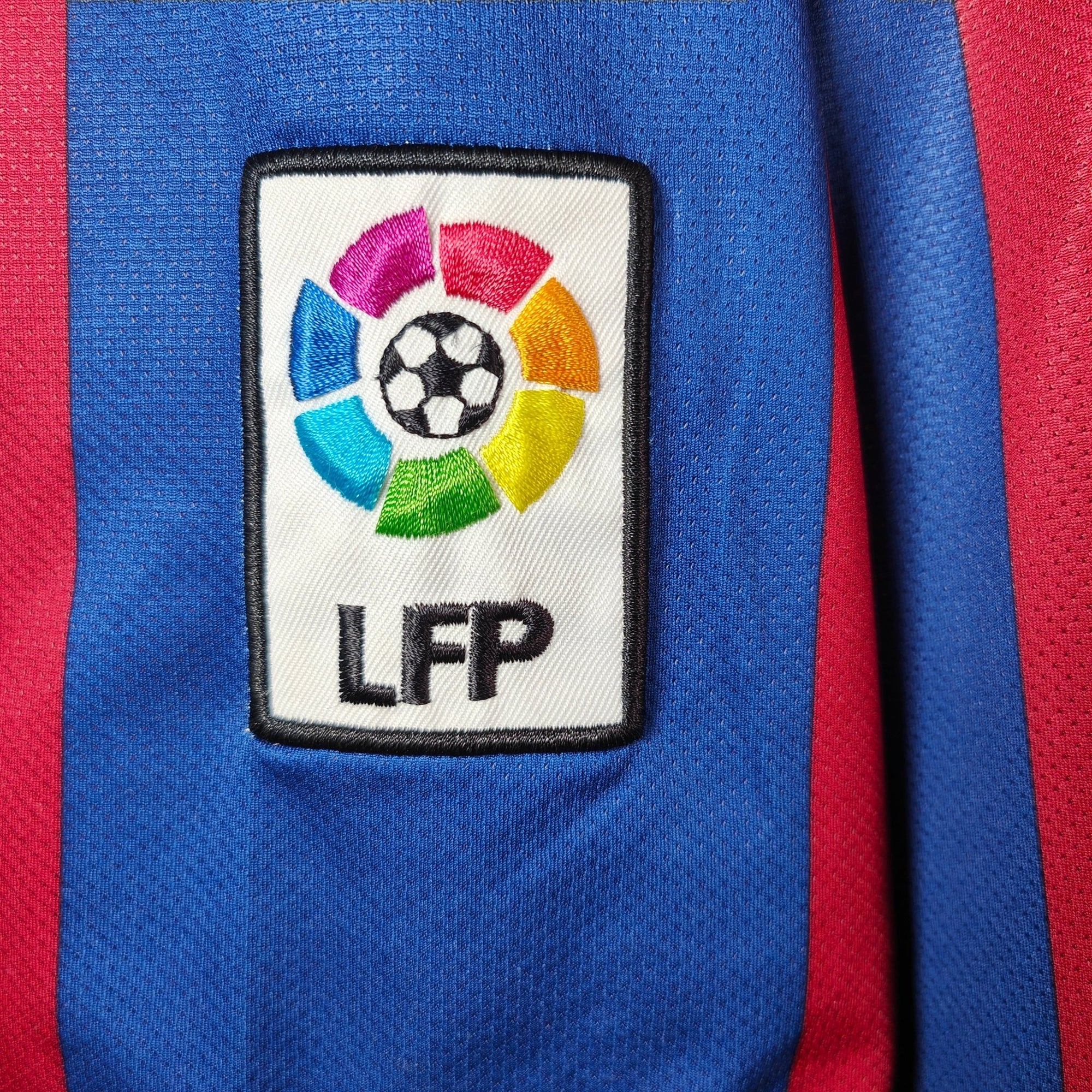 2010 - 11 FC Barcelona Home Shirt Messi 10 (XL) - Eternal Pitch