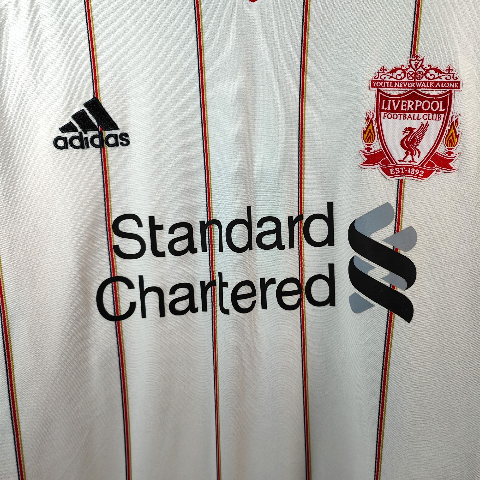 2010 - 11 Liverpool Away Shirt Suarez 7 (L) - Eternal Pitch