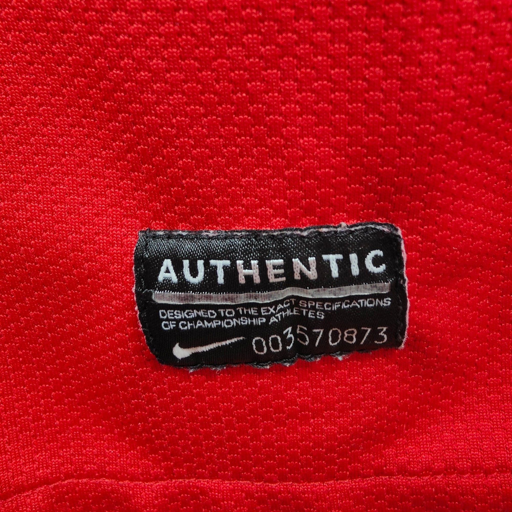 2010 - 11 Portugal Home Shirt Ronaldo 7 - 9.5/10 - (XL) - Eternal Pitch
