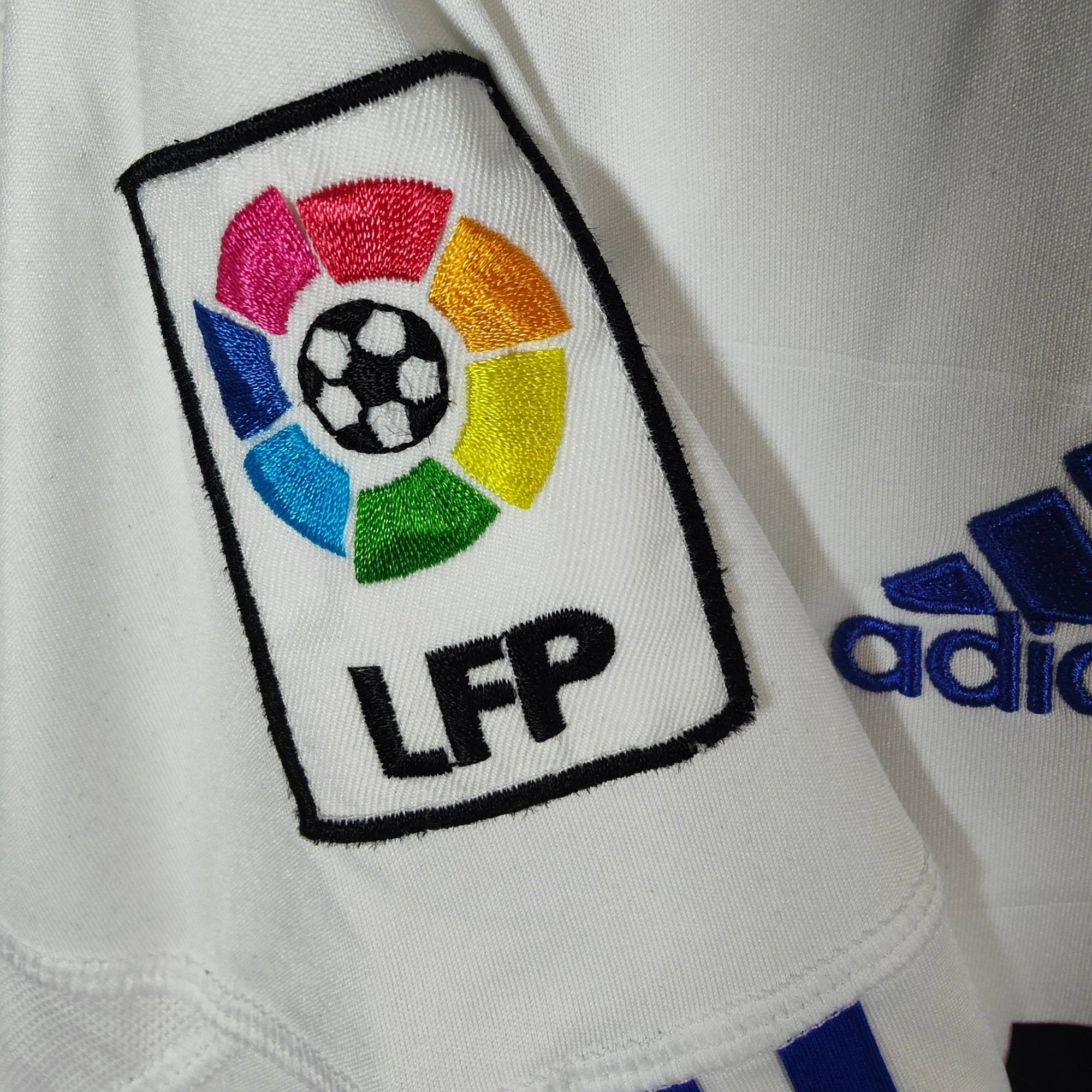 2010 - 11 Real Madrid Home Shirt Ronaldo 7 - 9/10 - (M) - Eternal Pitch