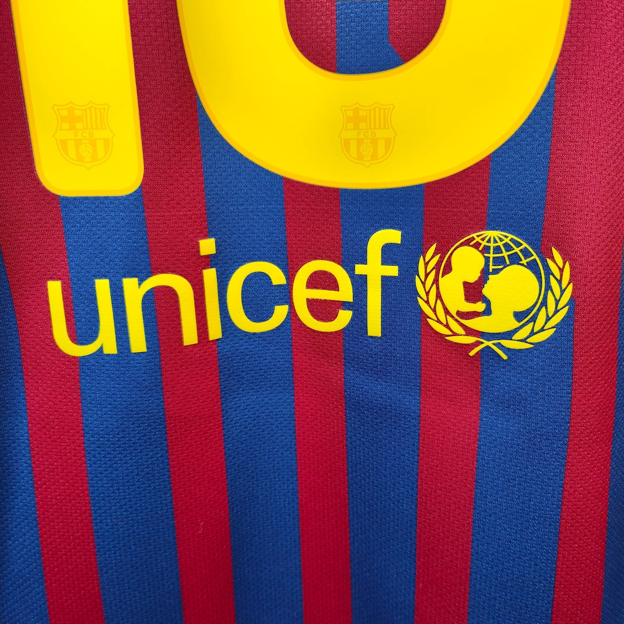 2011 - 12 FC Barcelona Home Shirt Messi 10 - 7.5/10 - (M) - Eternal Pitch