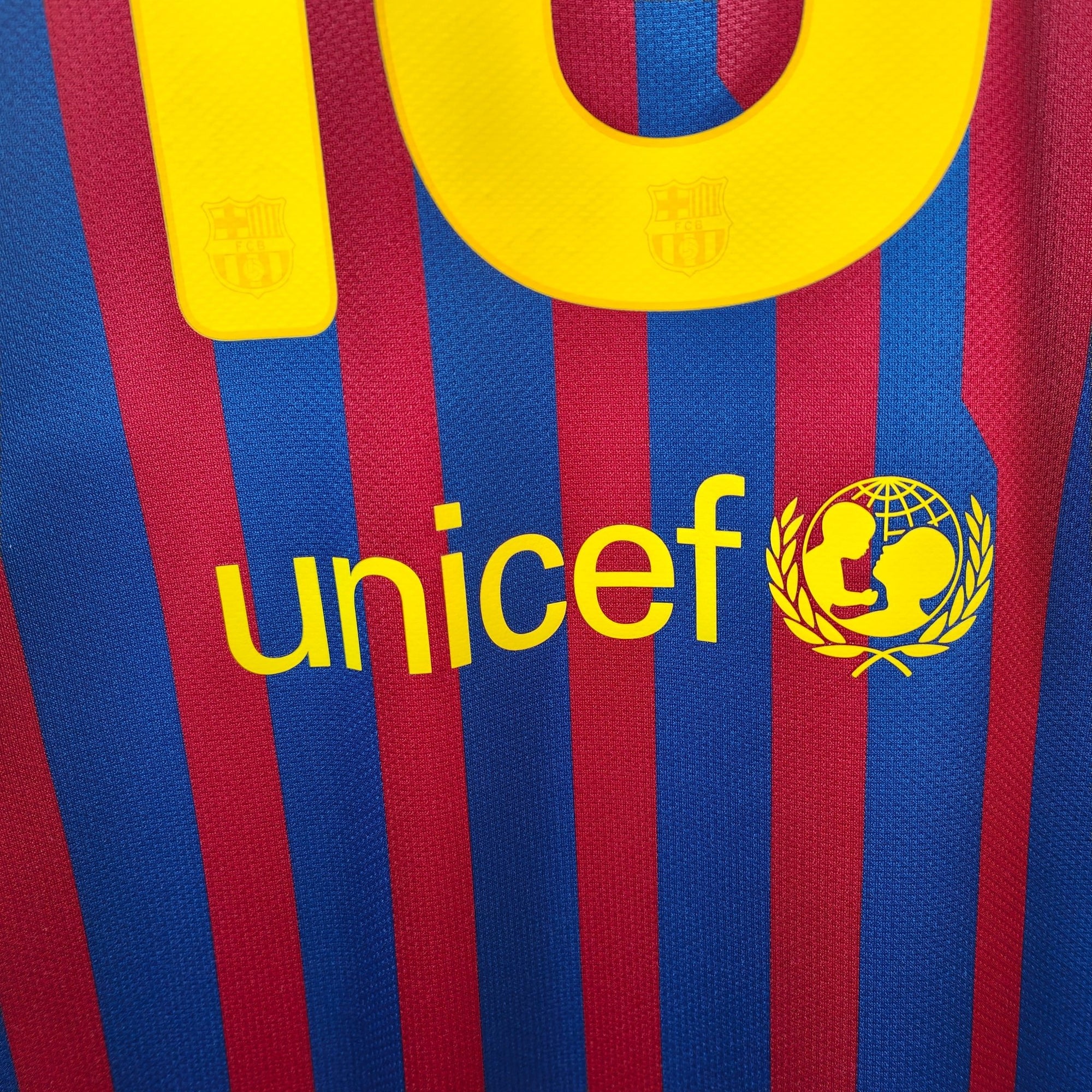 2011 - 12 FC Barcelona Home Shirt Messi 10 - 9.5/10 - (XL) - Eternal Pitch