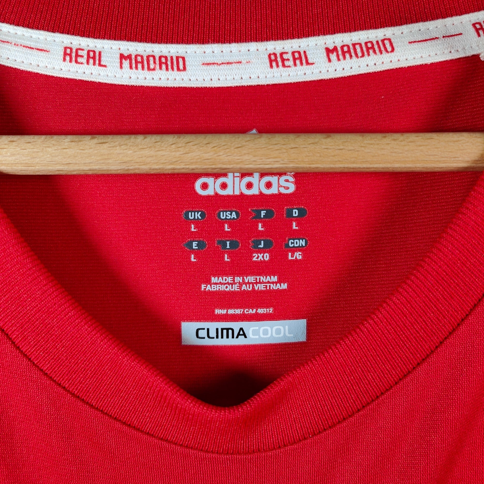 2011 - 12 Real Madrid Third Shirt Ronaldo 7 (L) - Eternal Pitch
