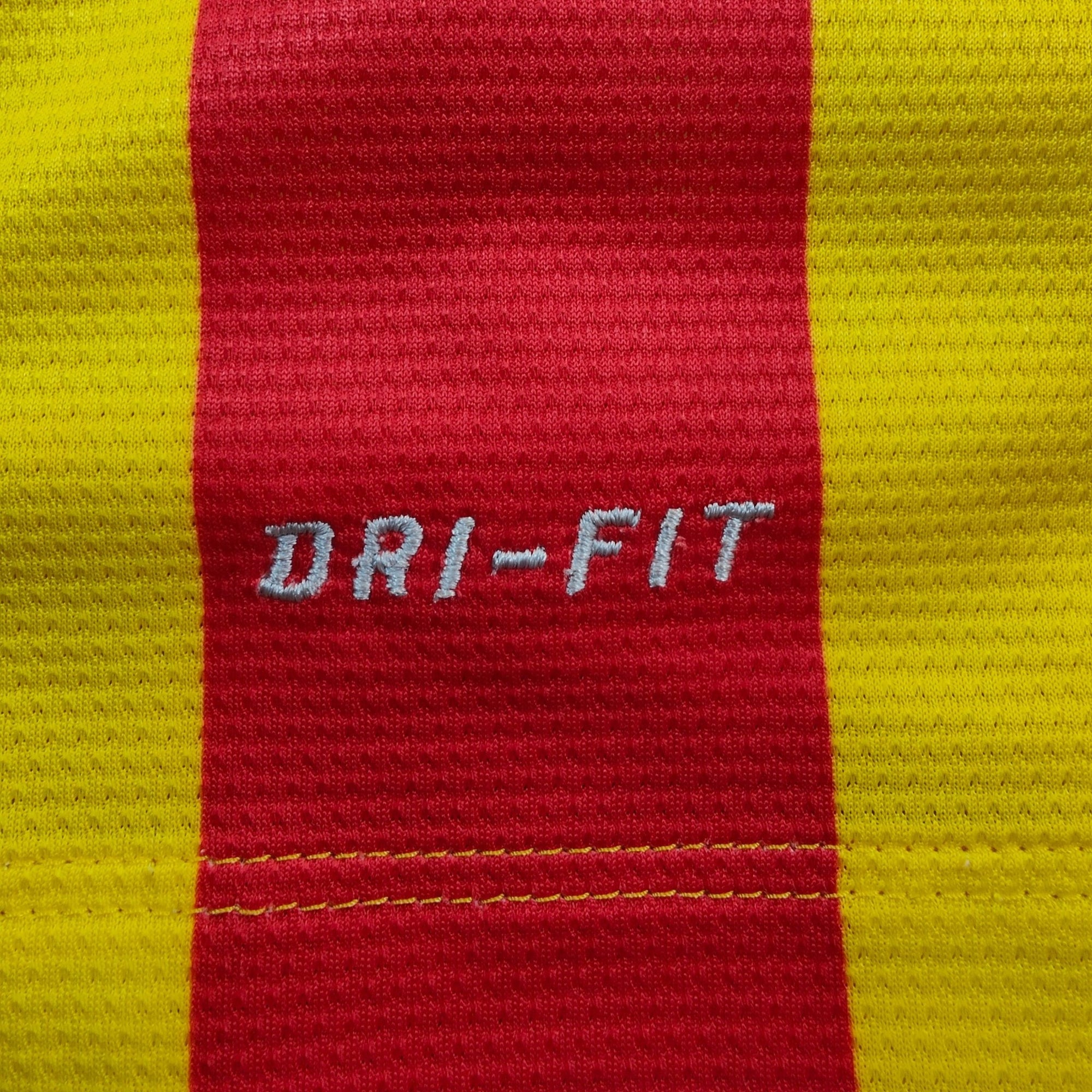 2013 - 14 FC Barcelona Away Shirt Neymar 11 (L) - Eternal Pitch