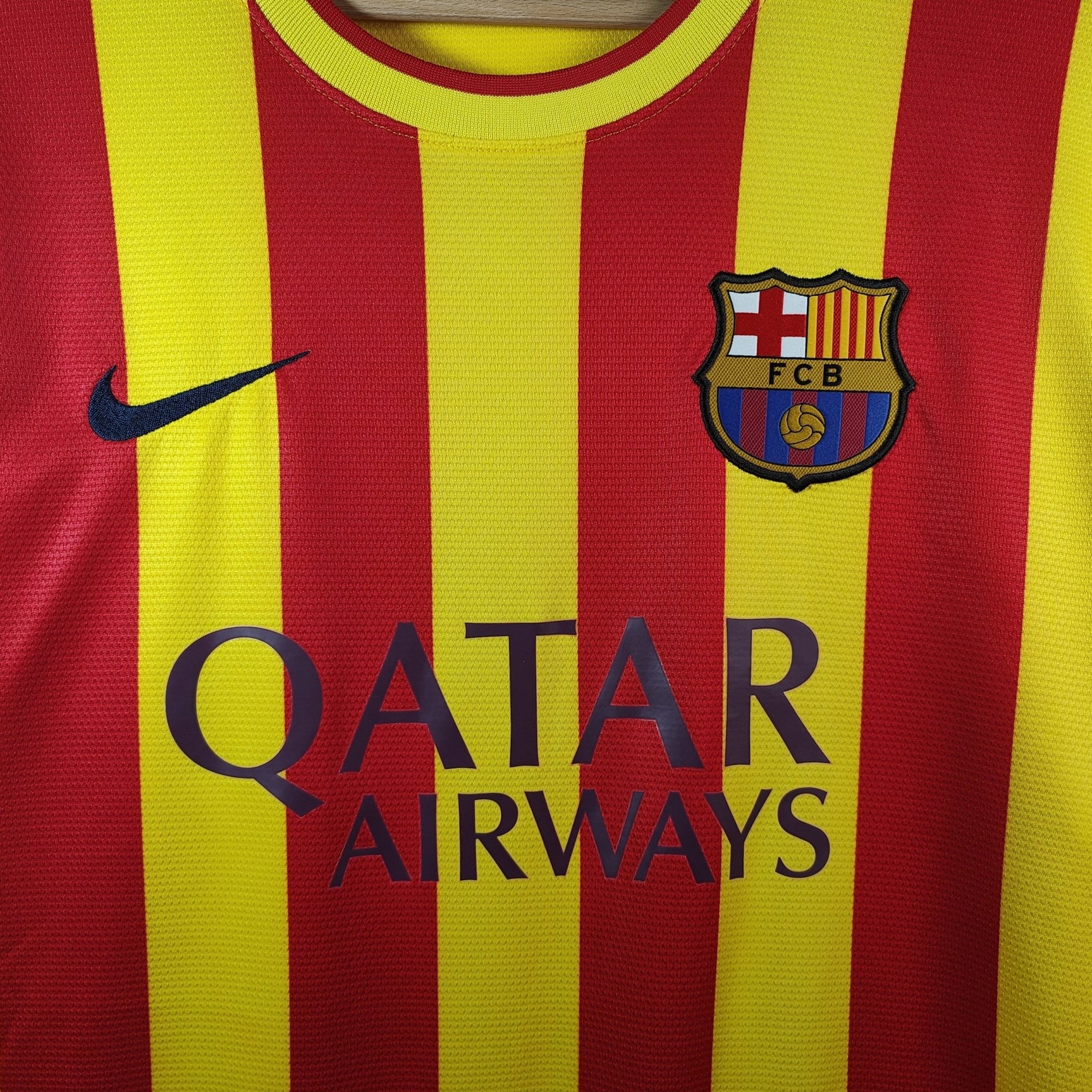 2013 - 14 FC Barcelona Away Shirt Neymar 11 (L) - Eternal Pitch