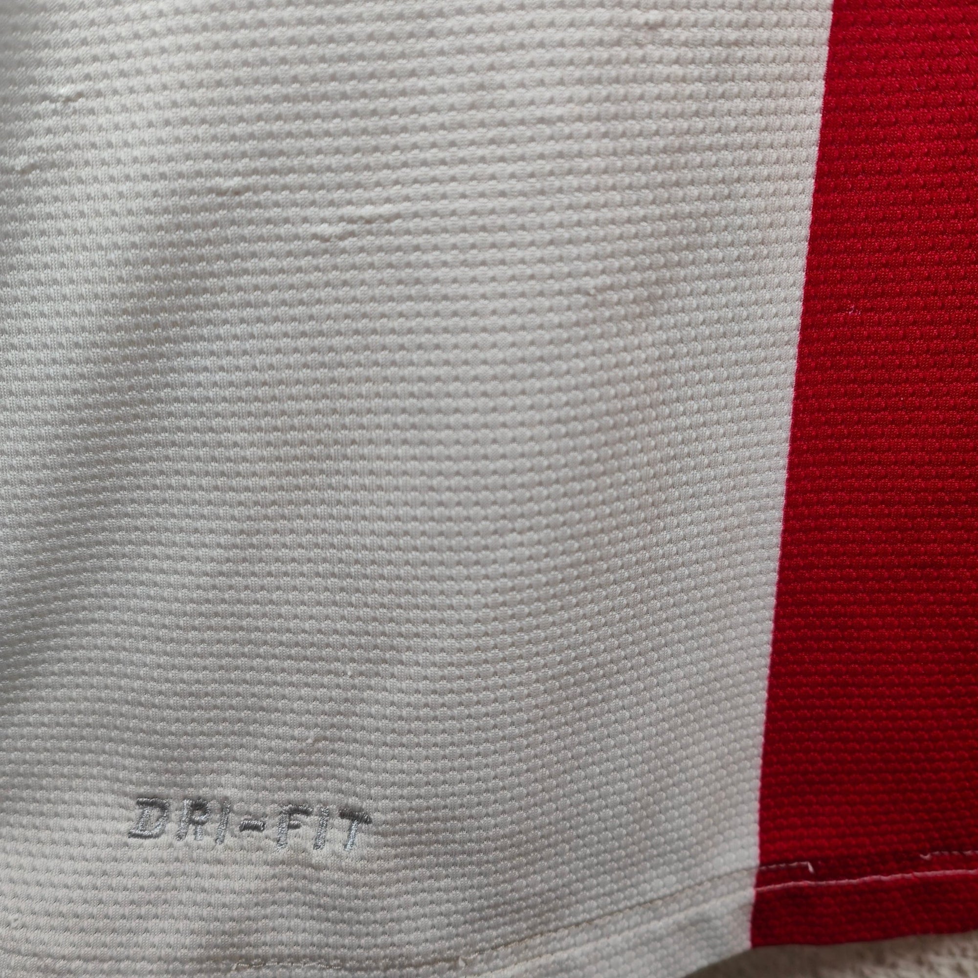 2013 - 14 PSG Away Shirt (M) - Eternal Pitch