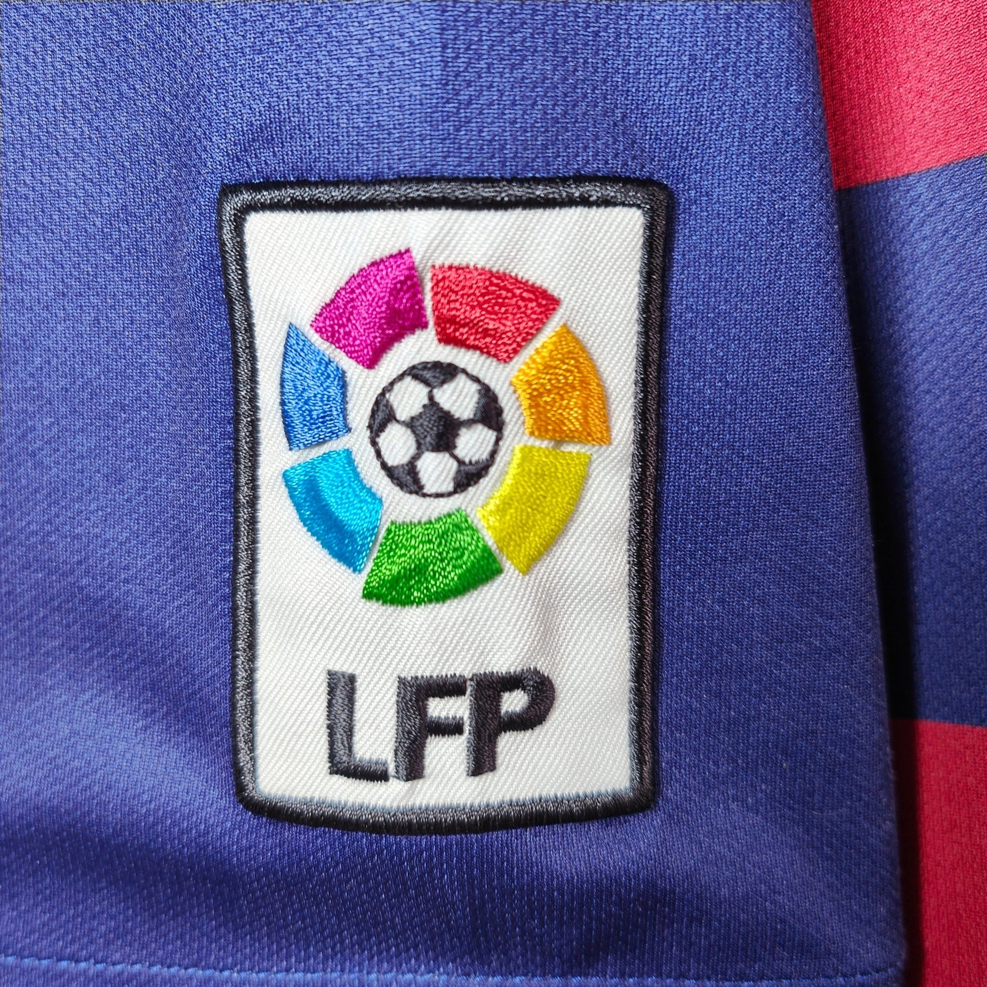2015 - 16 FC Barcelona Home Shirt Neymar 11 (L) - Eternal Pitch
