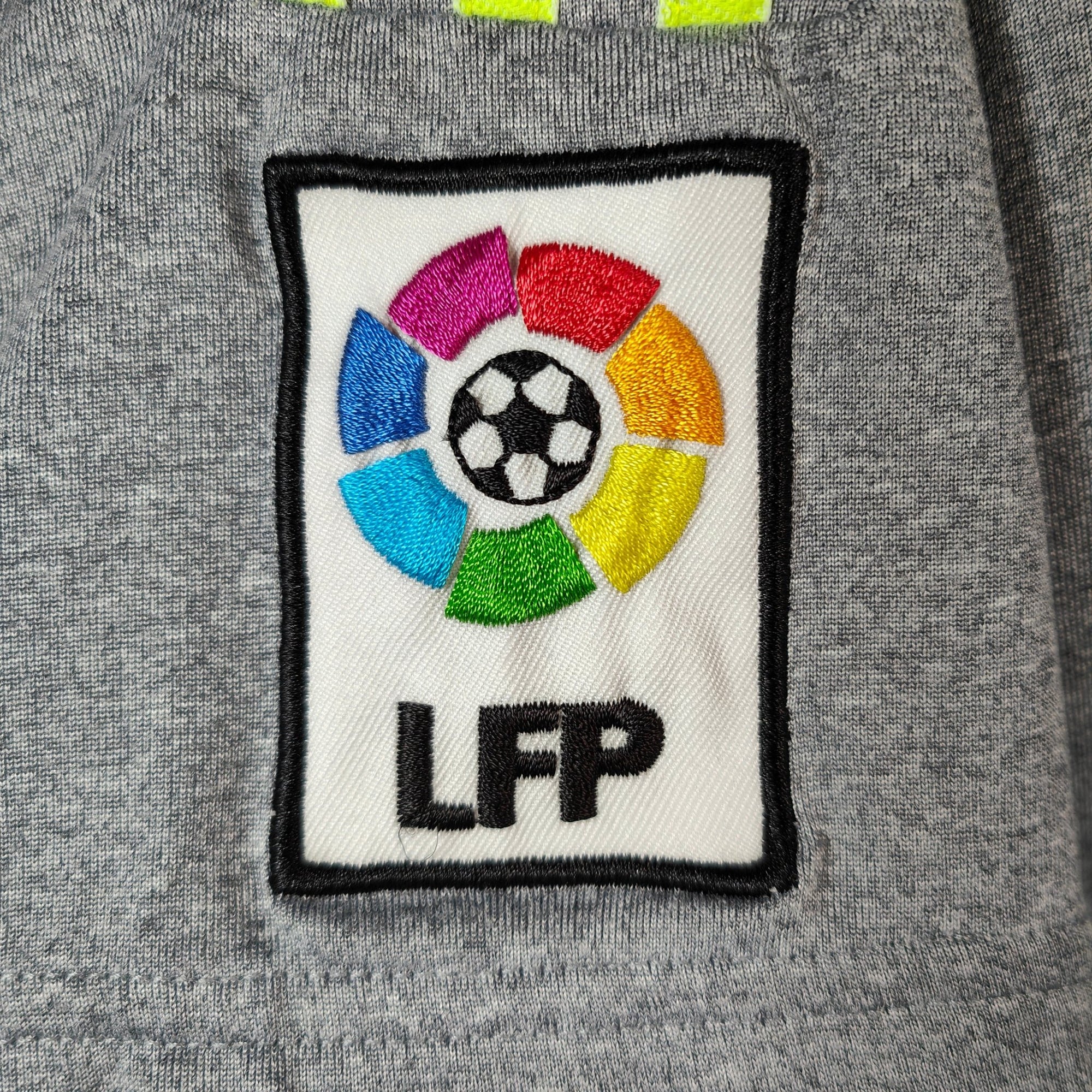 2015 - 16 Real Madrid Away Shirt Ronaldo 7 - 7/10 - (XL) - Eternal Pitch