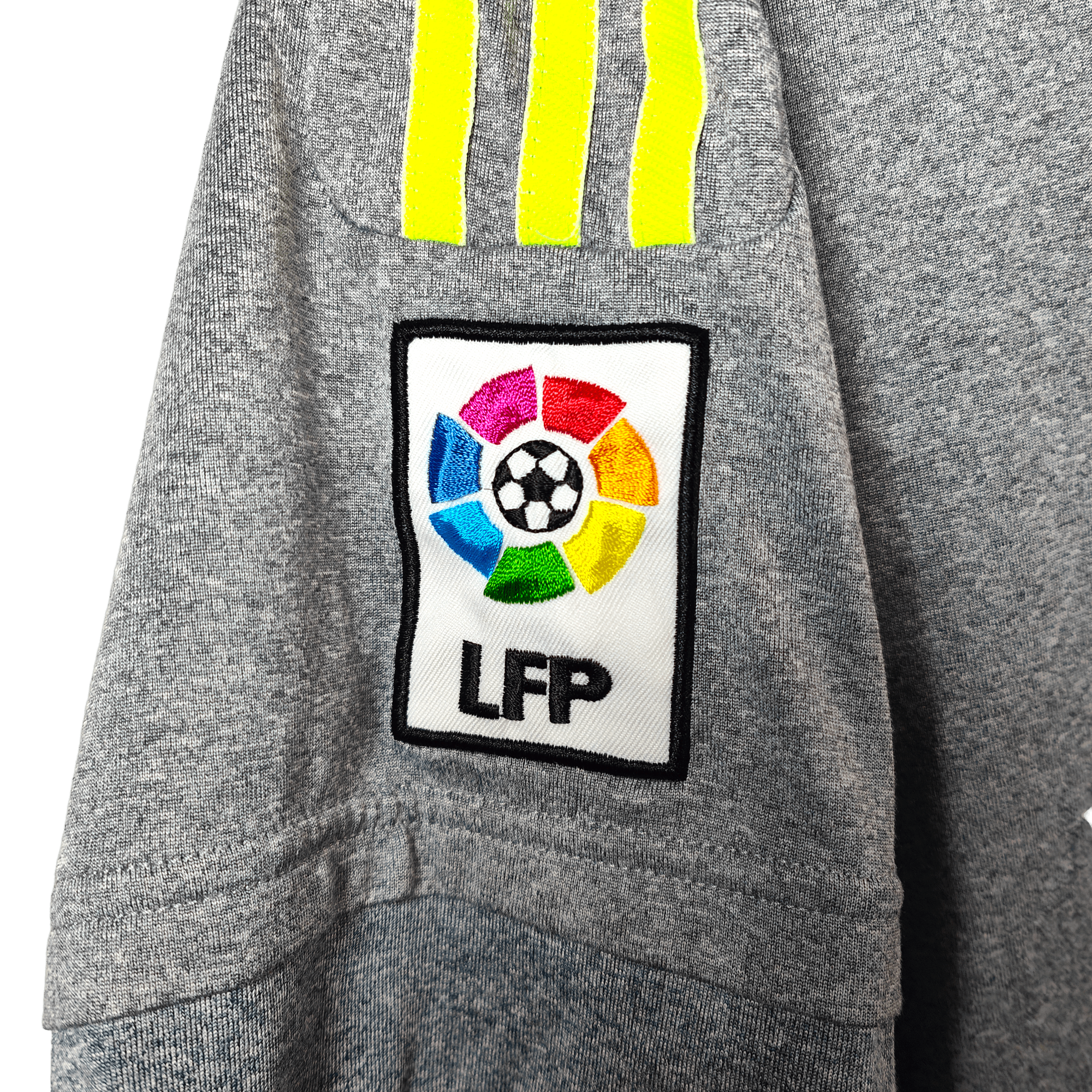 2015 - 16 Real Madrid Away Shirt Ronaldo 7 (M) - Eternal Pitch