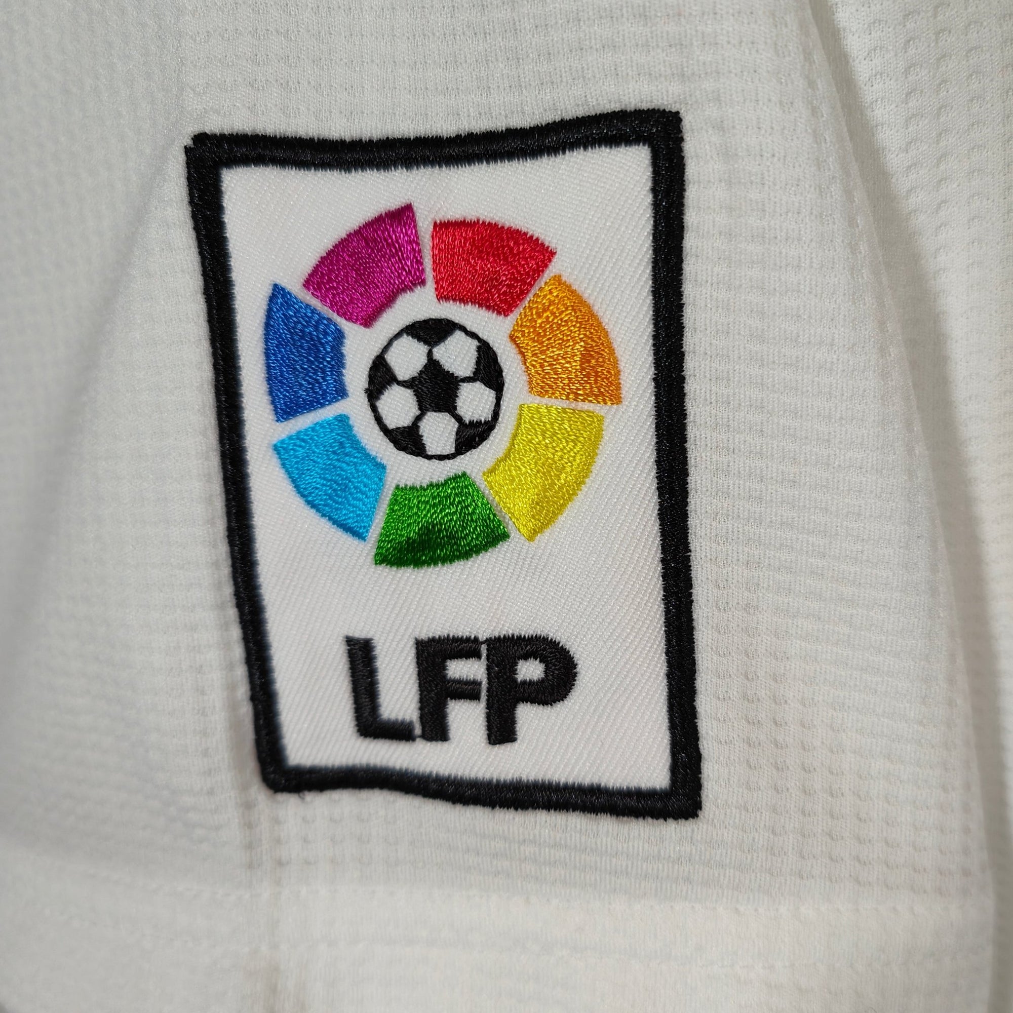 2015 - 16 Real Madrid Home Shirt Ronaldo 7 - 8/10 - (L) - Eternal Pitch