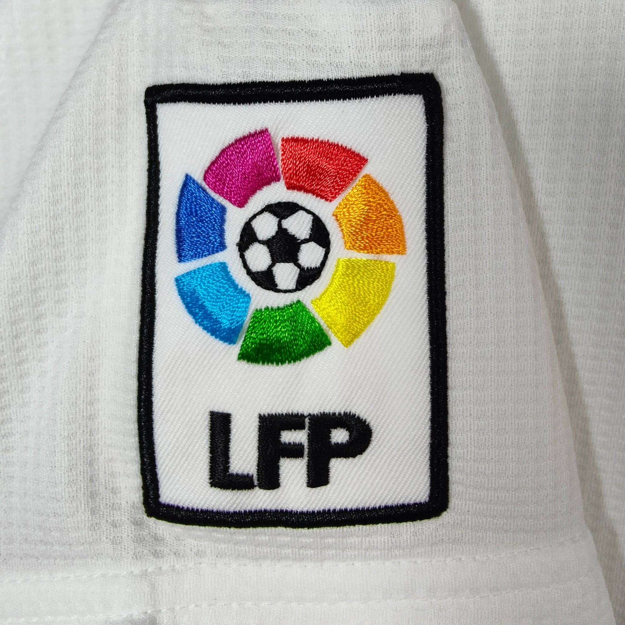 2015 - 16 Real Madrid Home Shirt Ronaldo 7 - 9/10 - (L) - Eternal Pitch