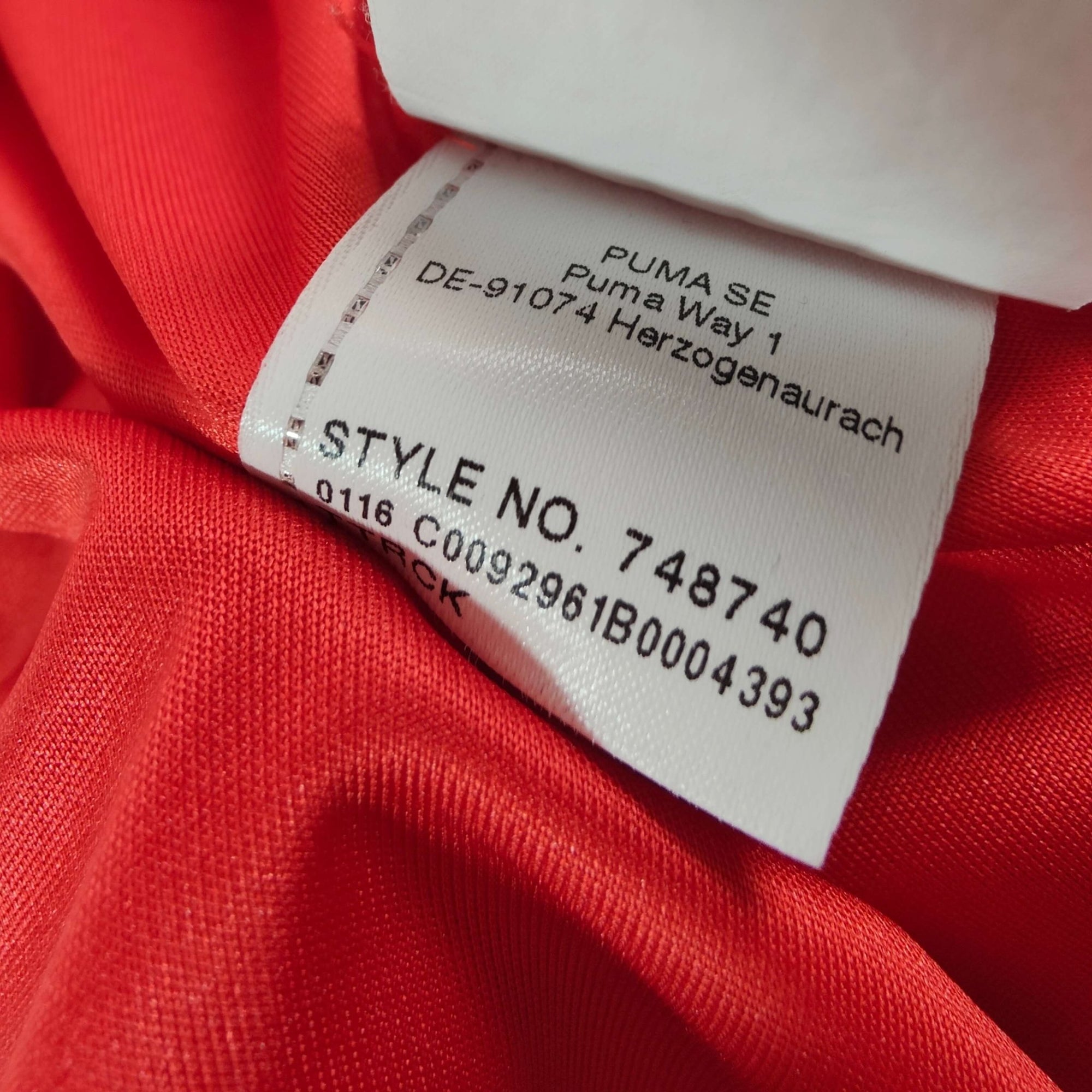 2016 - 17 Switzerland Home Shirt Shaqiri 23 - 9.5/10 - (M) - Eternal Pitch