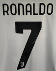 2021 - 22 Juventus Home Shirt Ronaldo 7 - 9.5/10 - (M) - Eternal Pitch
