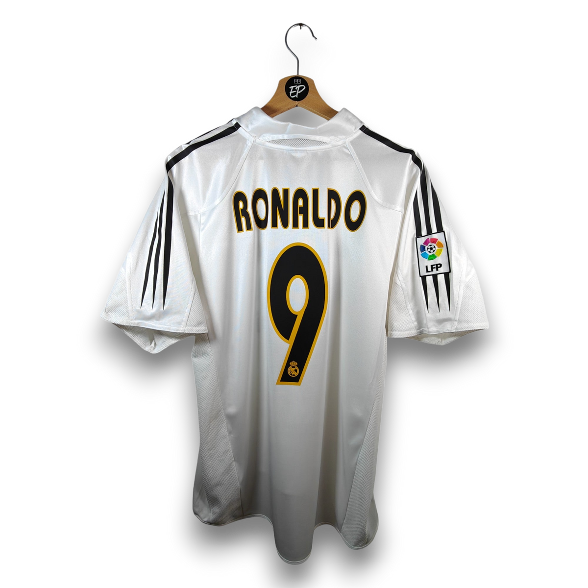 2004-05 Real Madrid Home Shirt Ronaldo #9 (M) 367842 Adidas 