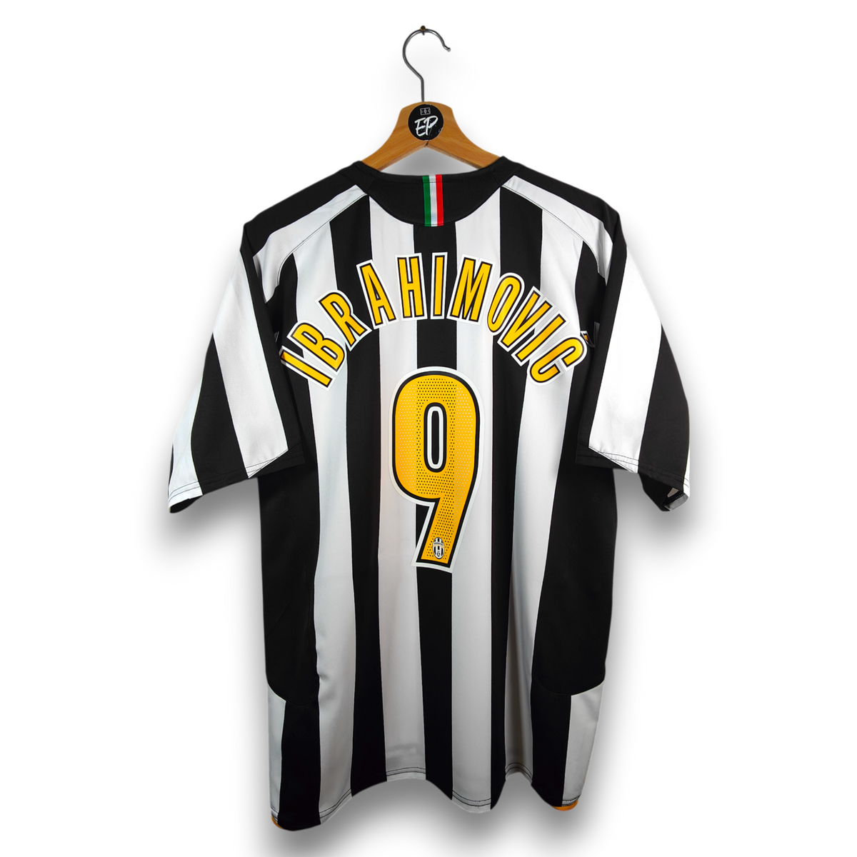 Y2K vintage 04-05 JUVENTUS Ibrahimović 9 2004-05 Juventus Nike Home Shirt Ibrahimović #9 M 118752