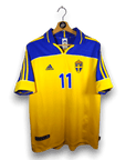2000-02 Sweden Home Shirt Ibrahimovic