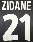 1999-00 Juventus Home Shirt Zidane