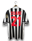 1998-99 Juventus Home Shirt Zidane