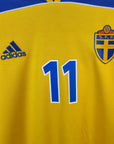 2000-02 Sweden Home Shirt Ibrahimovic