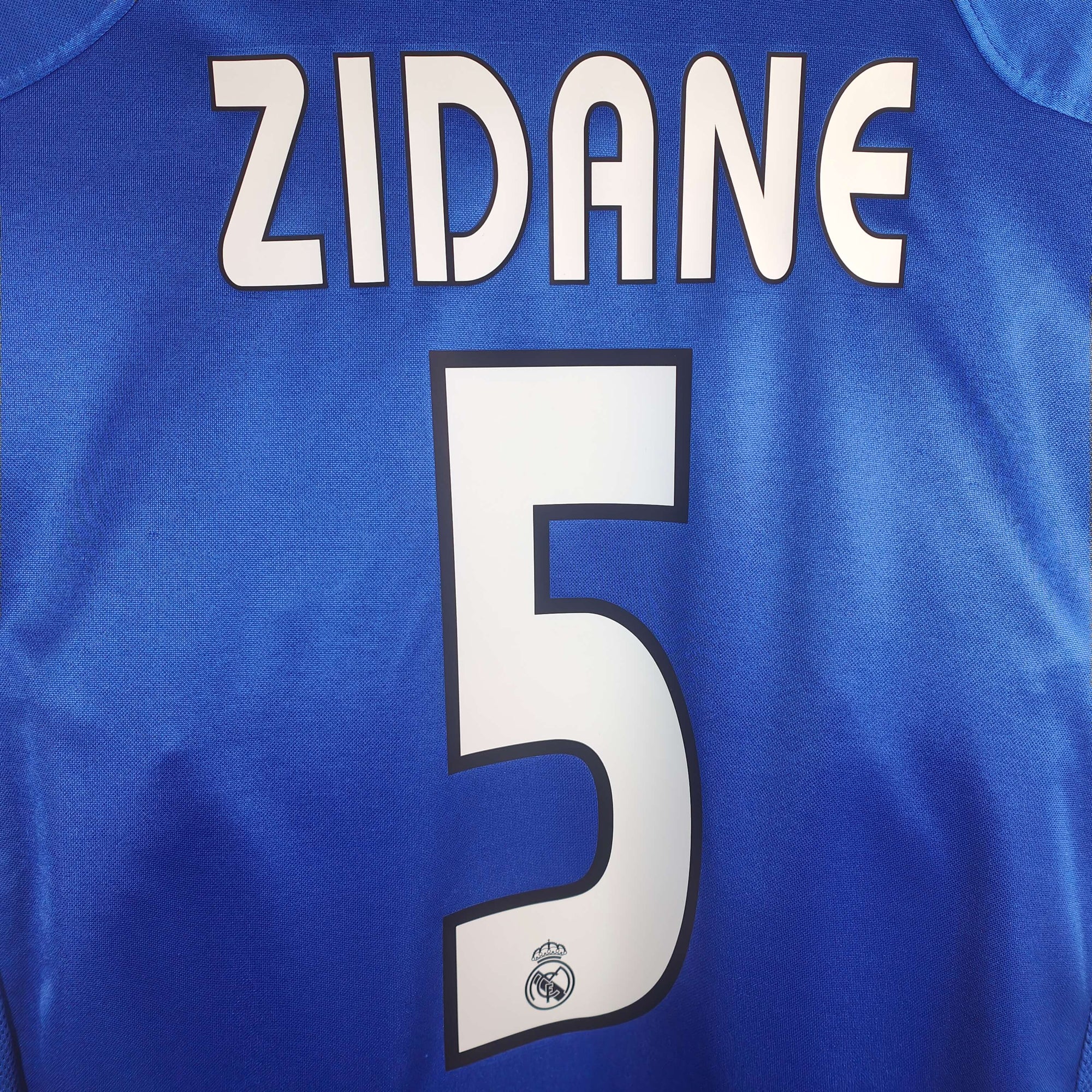 2004-05 Real Madrid Third Shirt Zidane