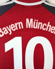 2001-02 Bayern München Heimtrikot Sforza