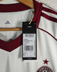 2025-26 Servette Away Shirt SIGNED Mráz