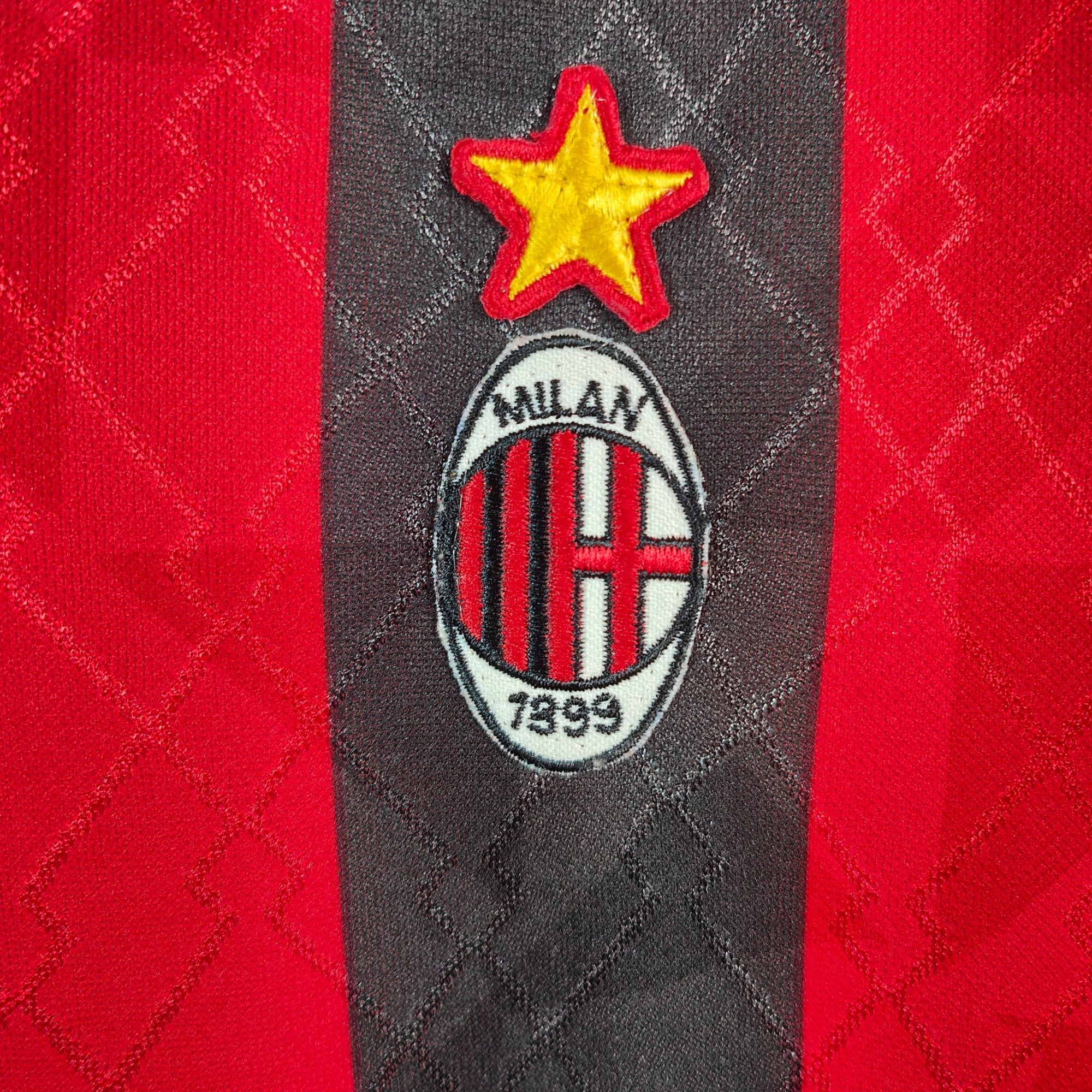 1995 - 96 AC Milan Home Shirt Weah 9 (L) - Eternal Pitch