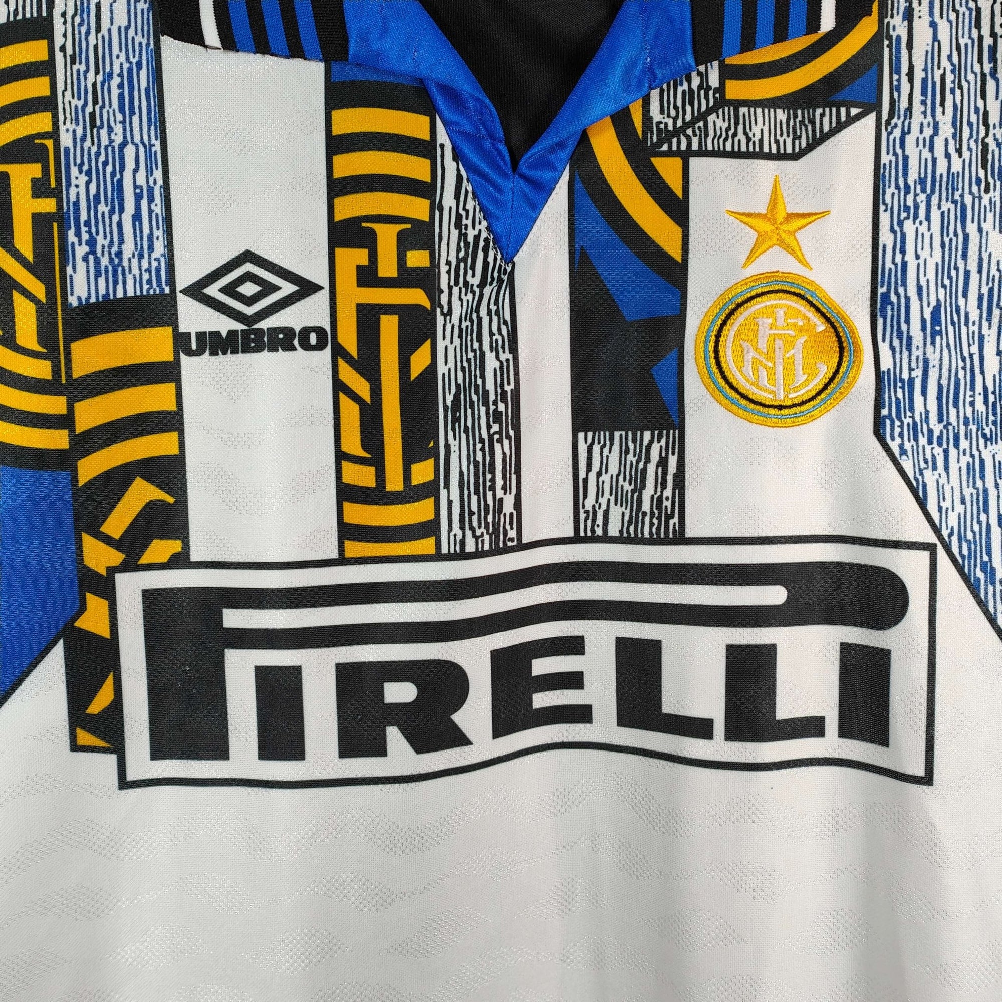 1995 - 96 Inter Milan Away Shirt Roberto Carlos 6 - 8.5/10 - (M) - Eternal Pitch