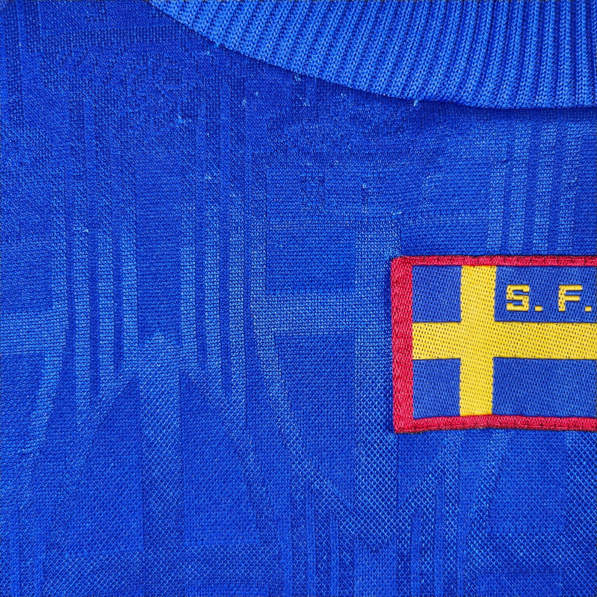 1996 - 98 Sweden Away Shirt - 8/10 - (M) - Eternal Pitch