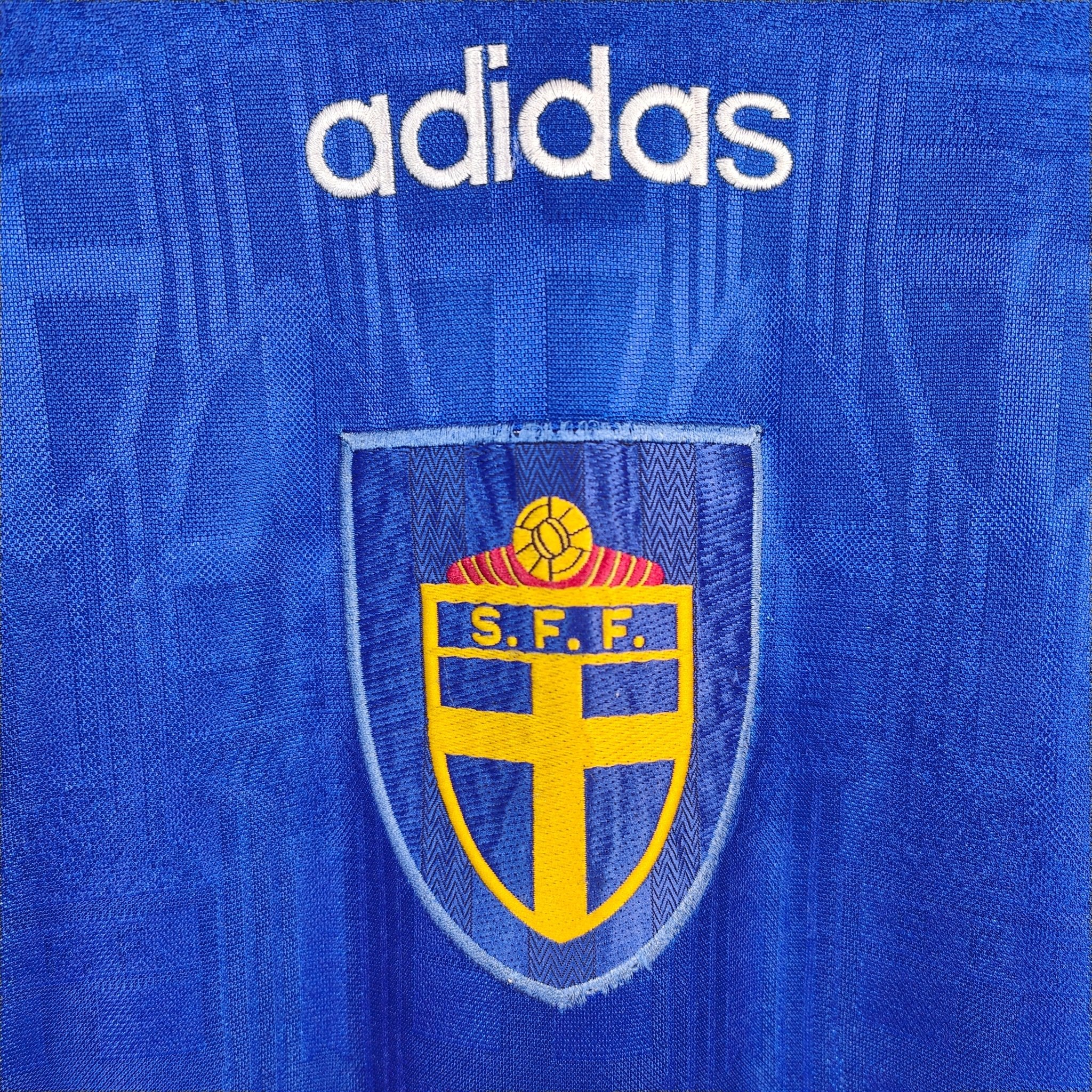 1996-98 Sweden Away Shirt Larsson #7 - 8/10 - (M) – – Eternal Pitch