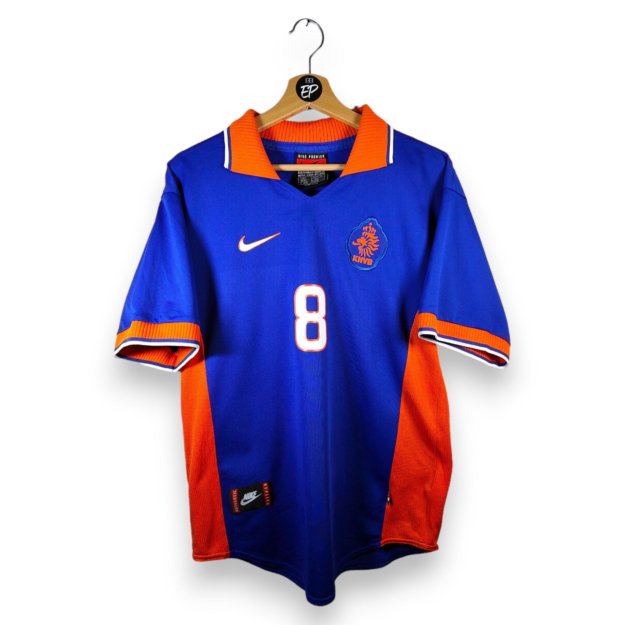1997 - 98 Netherlands Away Shirt Bergkamp 8 (M) - Eternal Pitch