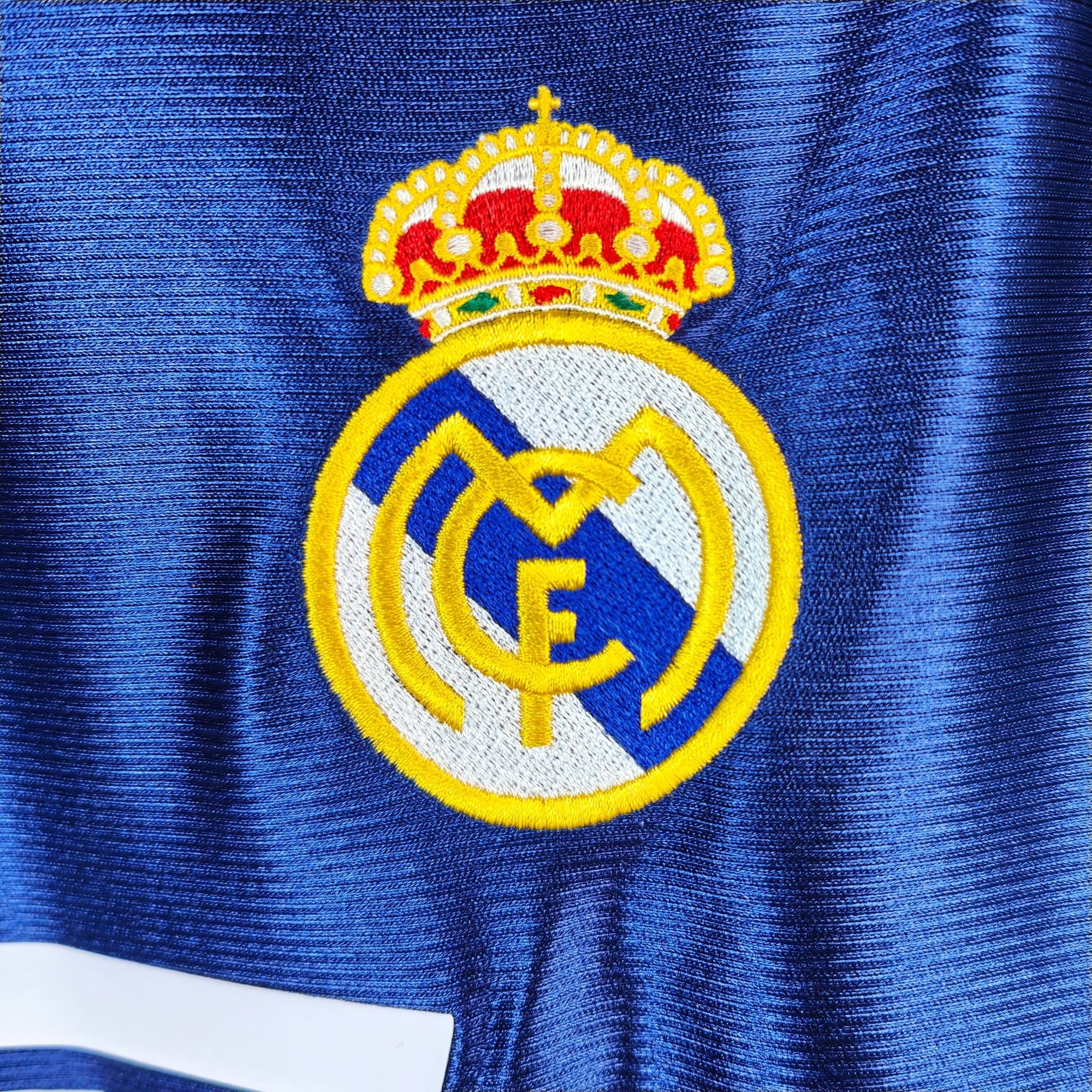 1998 - 99 Real Madrid Third Shirt Roberto Carlos 3 - 9.5/10 - (M) - Eternal Pitch