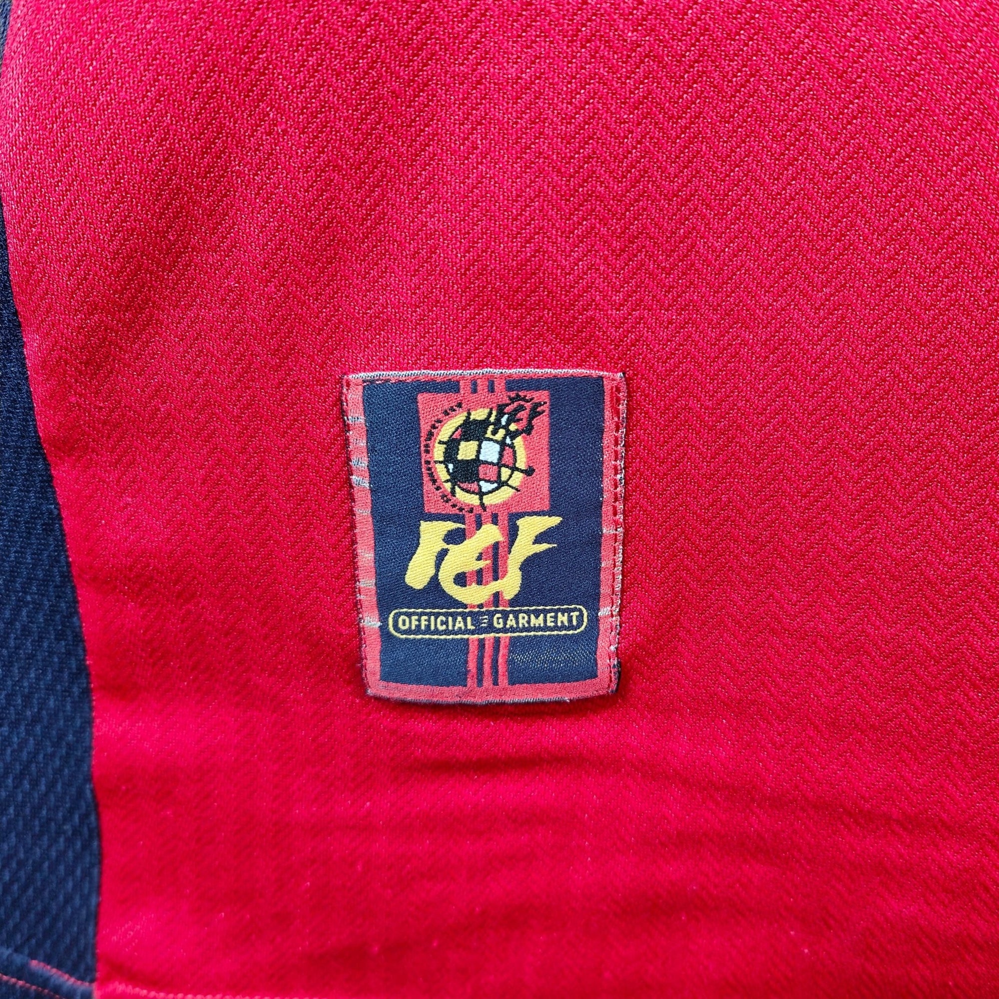 1998 - 99 Spain Home Shirt Raul 10 - 7/10 - (L) - Eternal Pitch