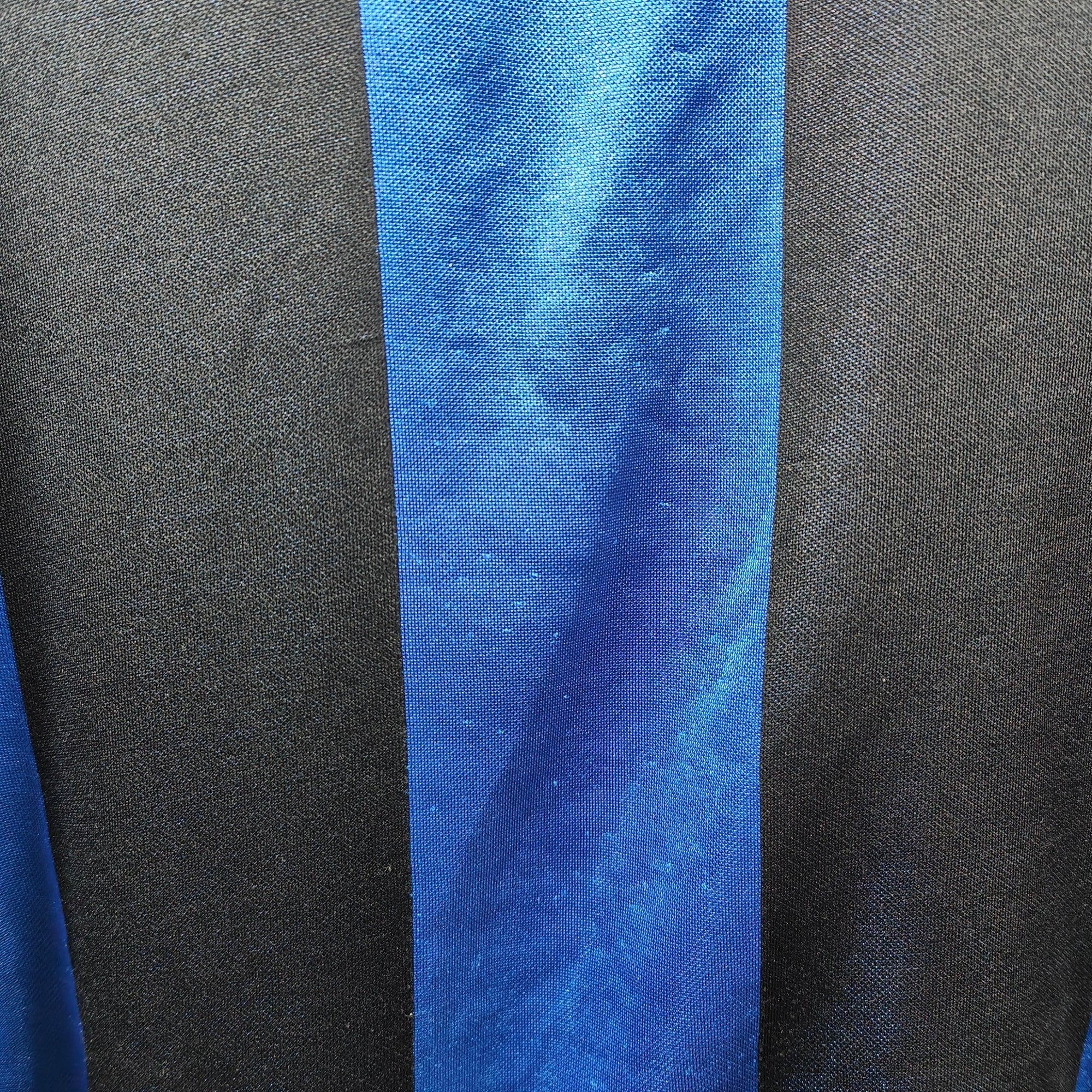1999 - 00 Inter Milan Home Shirt Ronaldo 9 (L) - Eternal Pitch