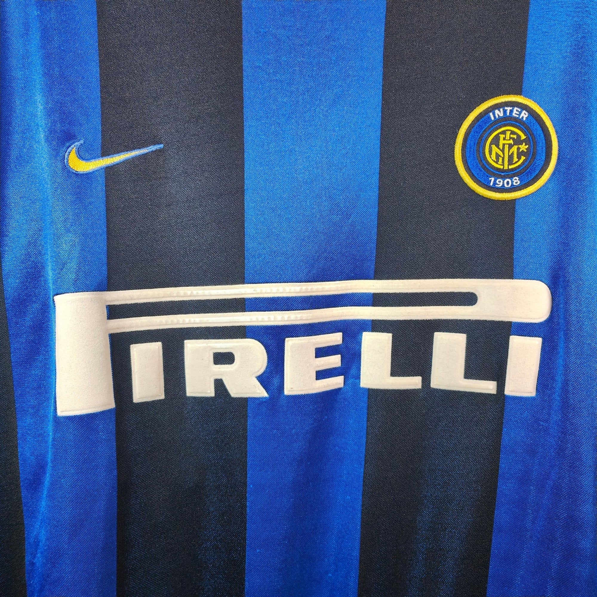 1999 - 00 Inter Milan Home Shirt Ronaldo 9 (L) - Eternal Pitch