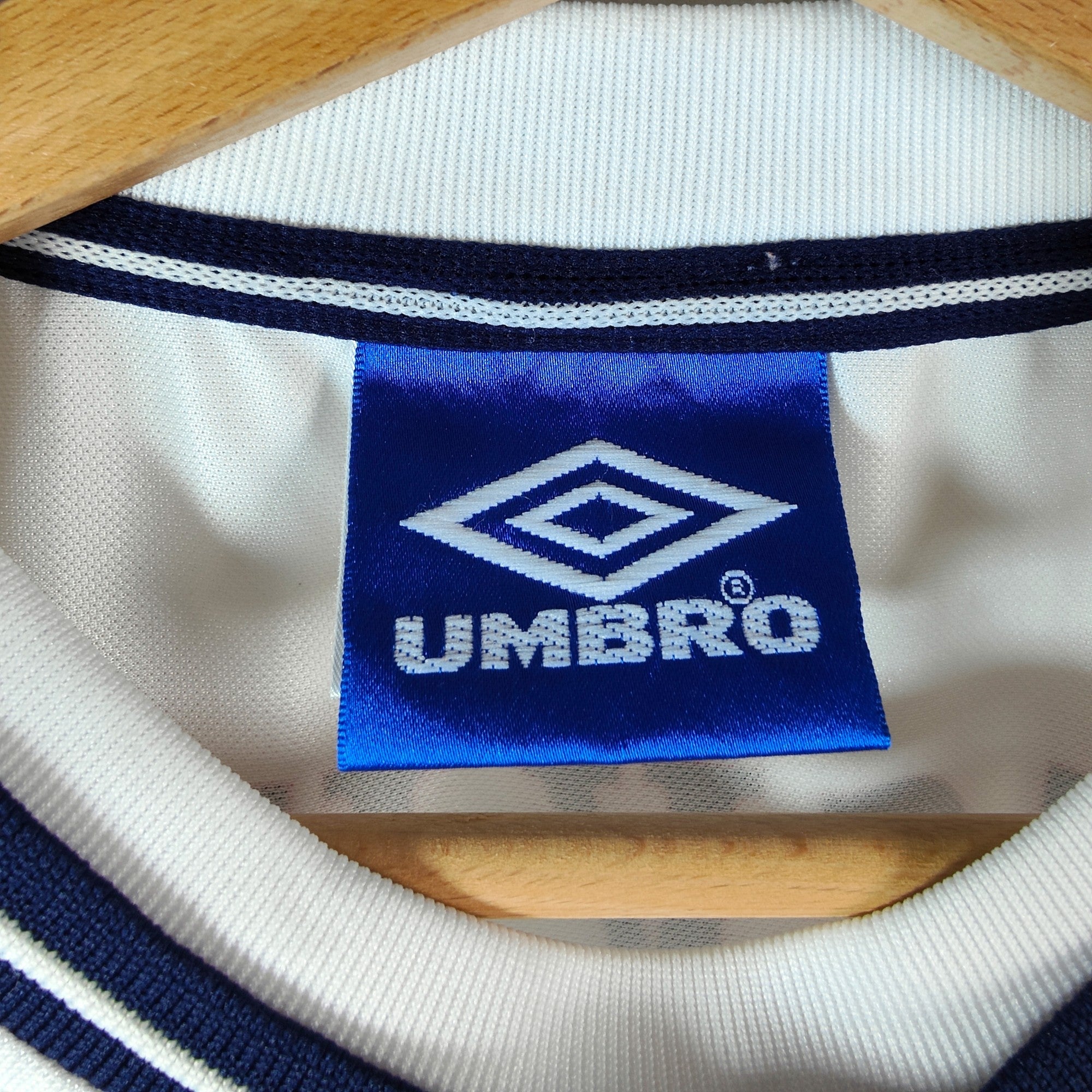 1999 - 01 England Home Shirt Beckham 7 (L) - Eternal Pitch