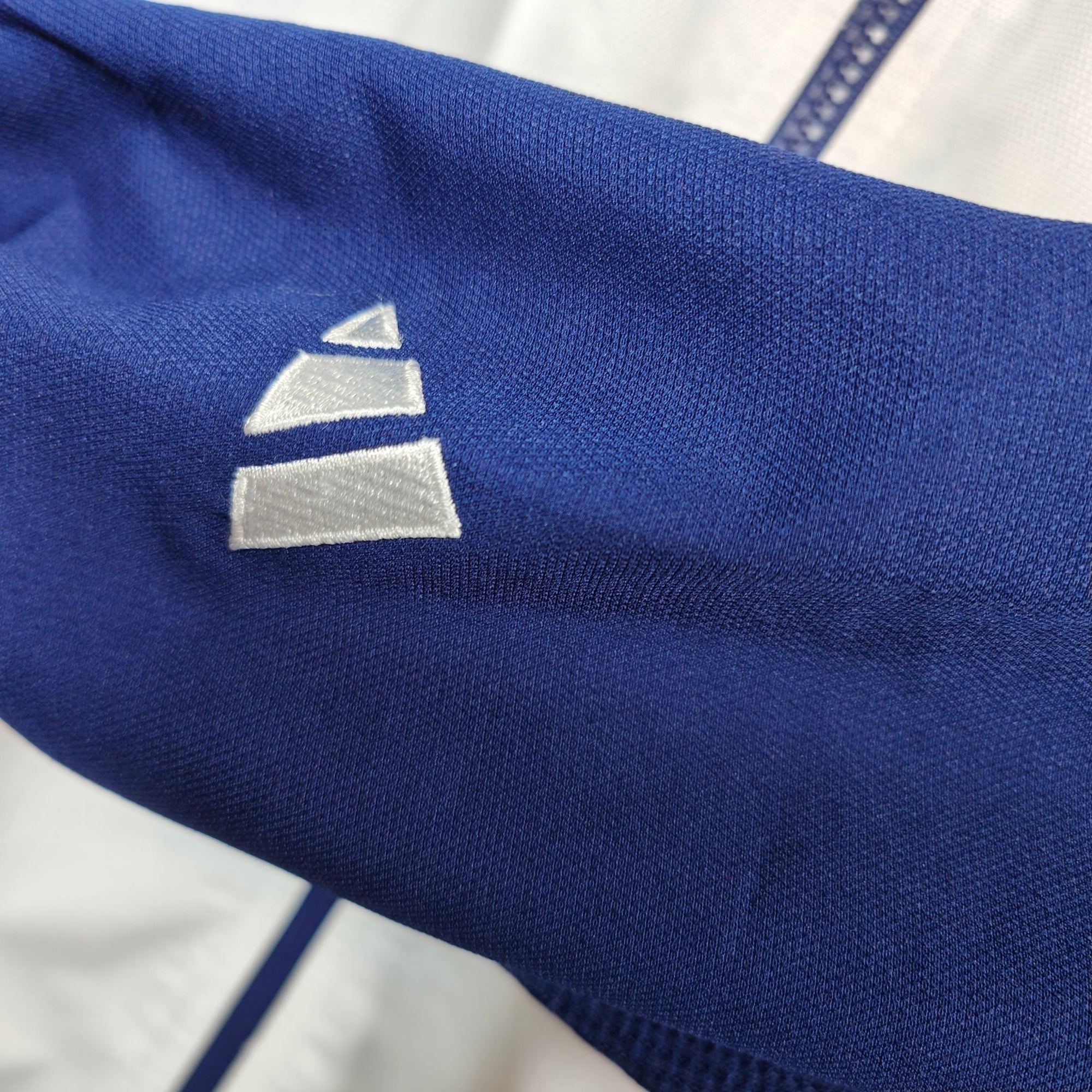 2000 - 01 France Vest - 8.5/10 - (M) - Eternal Pitch