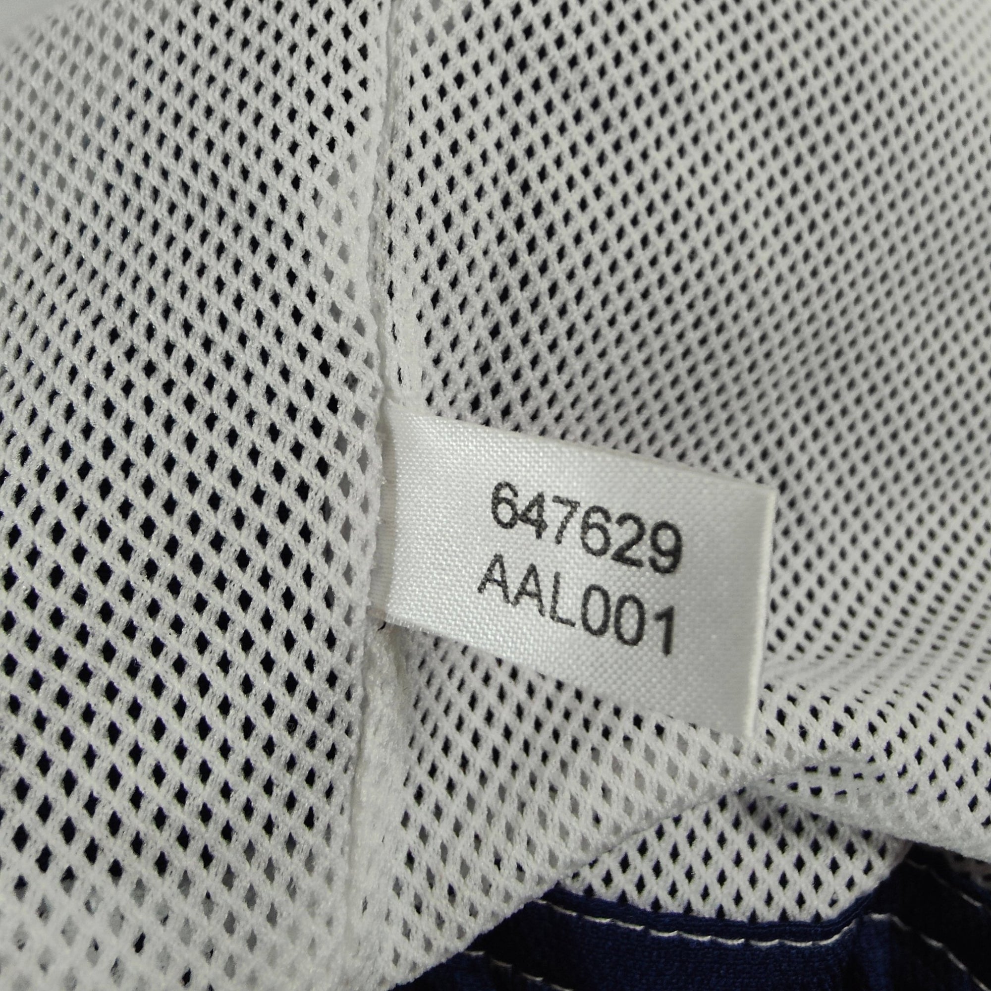 2000 - 01 France Vest - 8.5/10 - (M) - Eternal Pitch