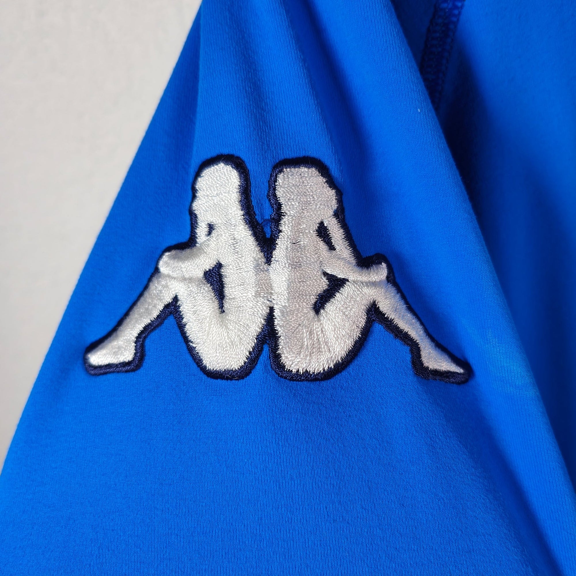 2000 - 01 Italy Home Shirt Totti 20 - 9.5/10 - (M but fit like S - XS) - Eternal Pitch
