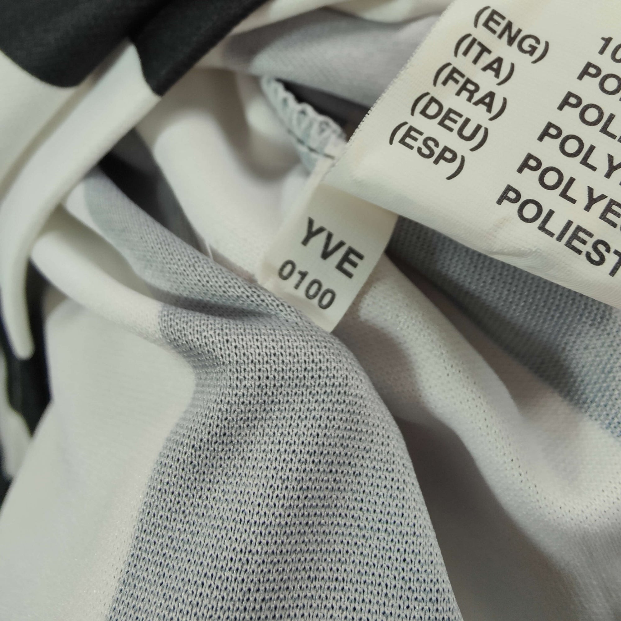 2000 - 01 Juventus Home Shirt Del Piero 10 - 8.5/10 - (L) - Eternal Pitch